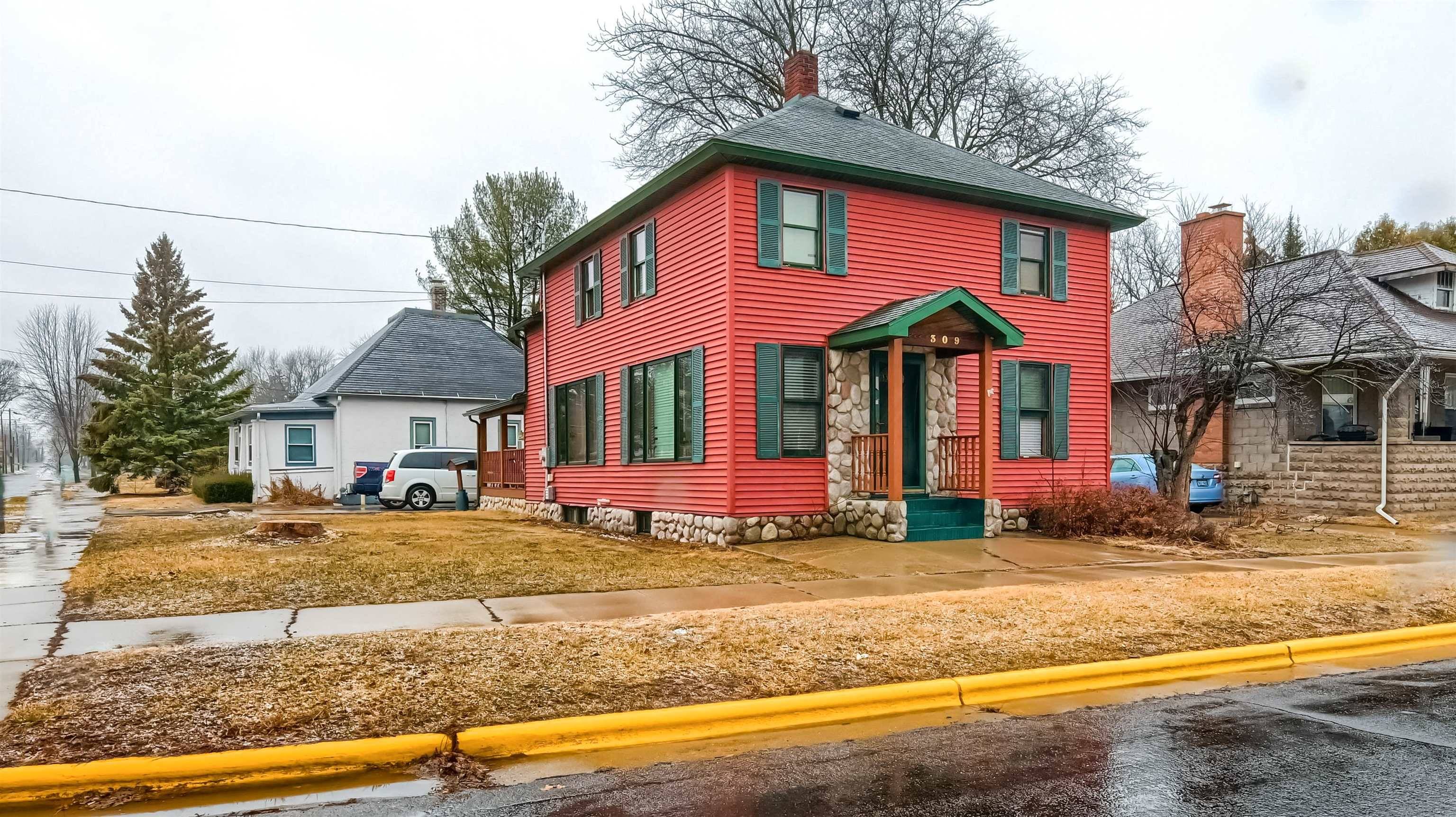 Mauston, WI 53948,309 Elm St