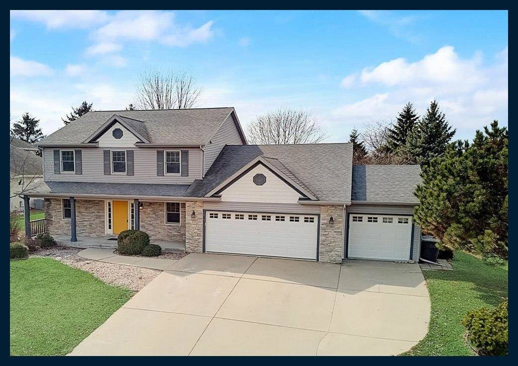 Lake Mills, WI 53551-2006,1111 Fairway Ct