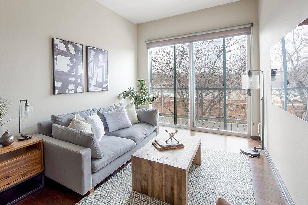 Madison, WI 53703,819 E Mifflin St #314