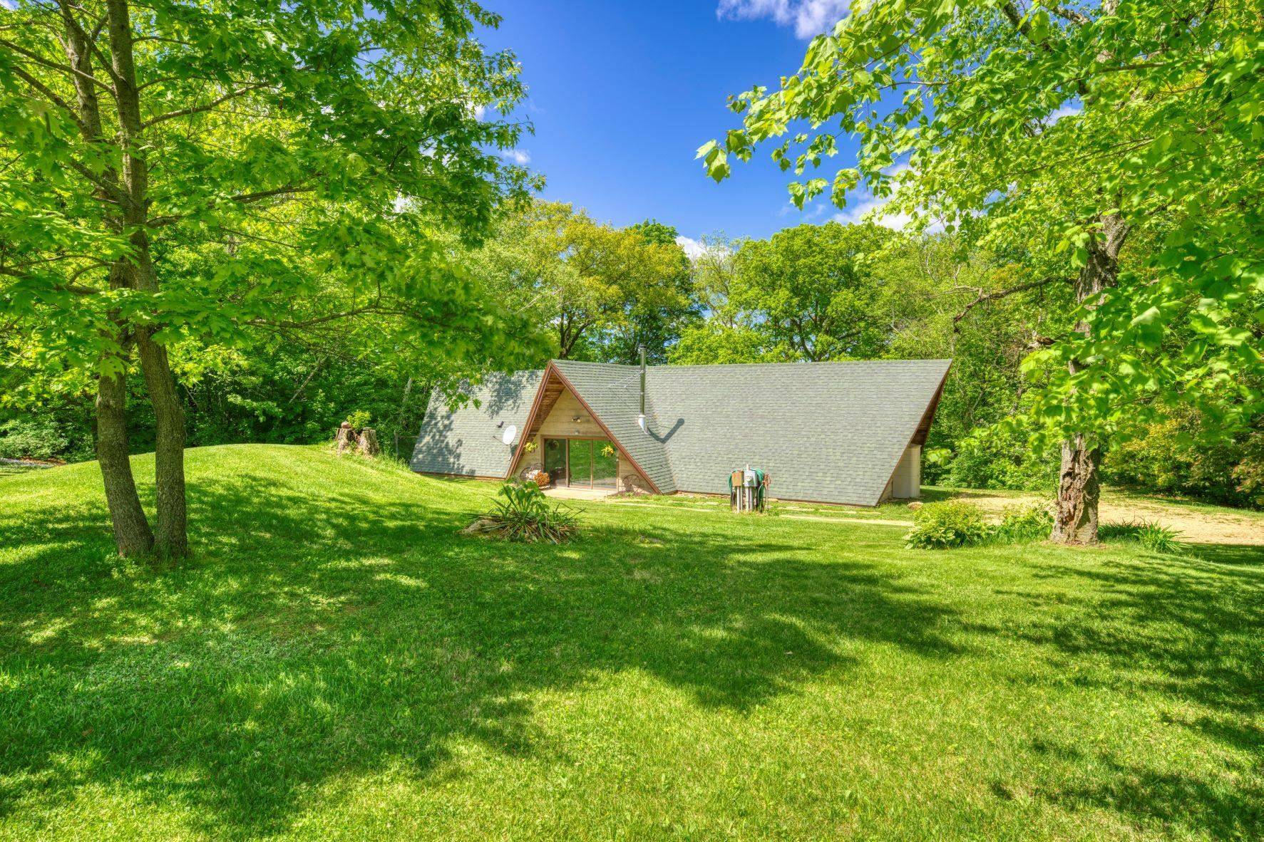 Cazenovia, WI 53924,16301 Jordan Ln