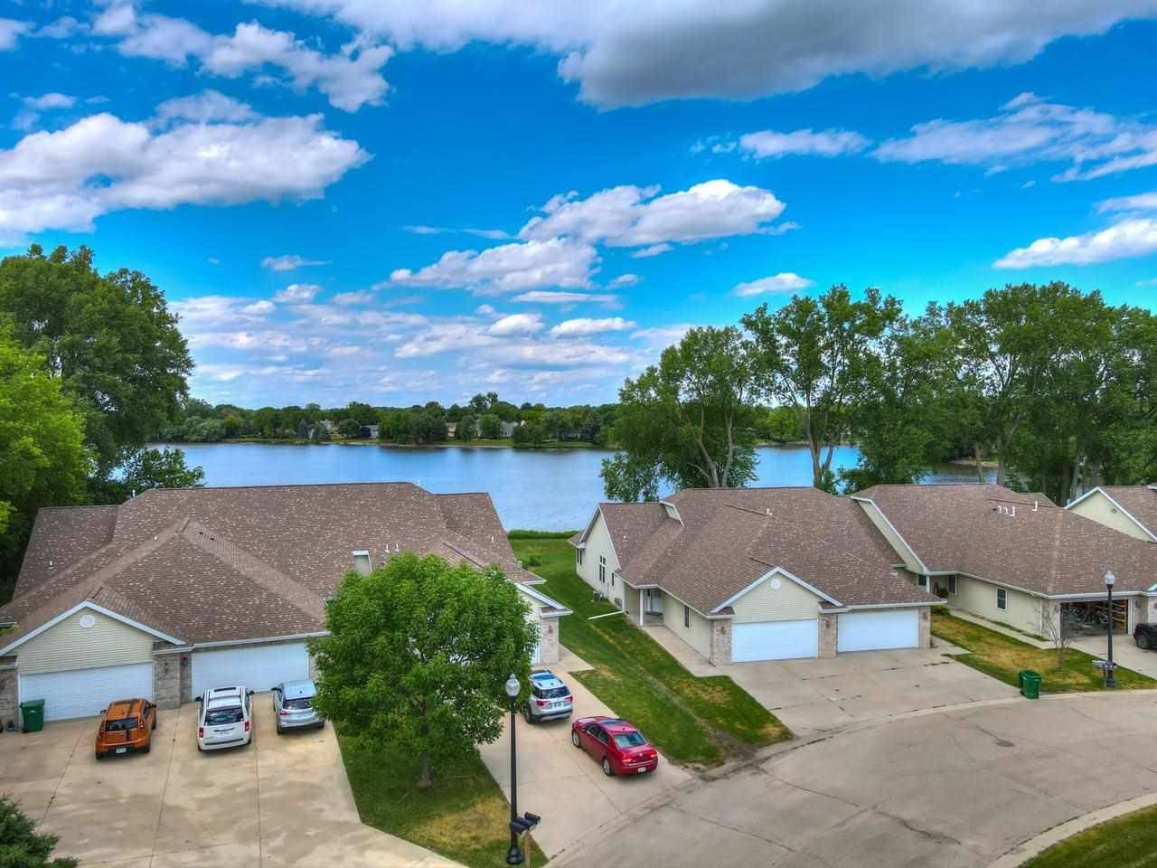 Marshall, WI 53559,718 Waters Edge Ct