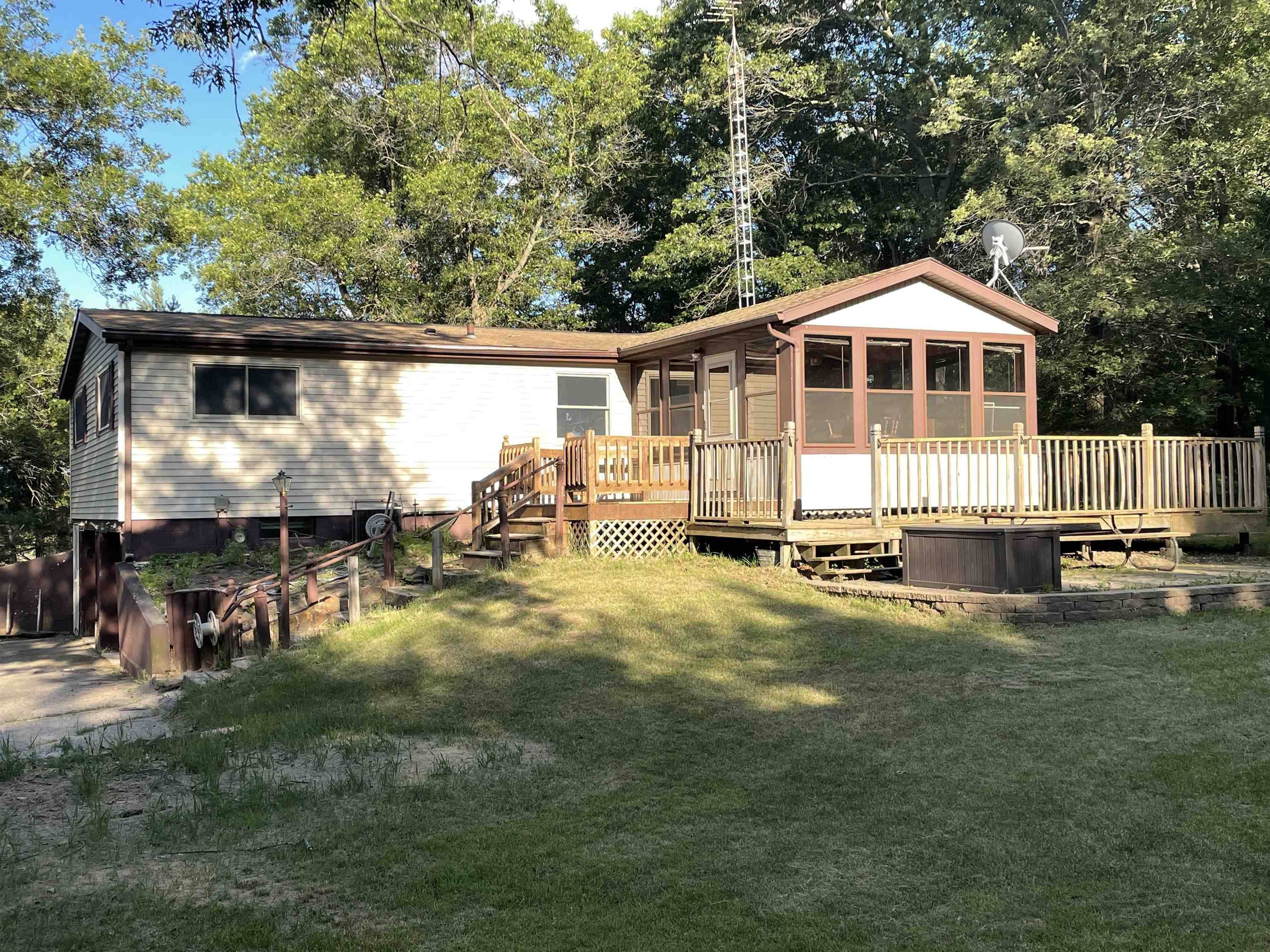 New Lisbon, WI 53950,W6105 Woodland Hills Rd