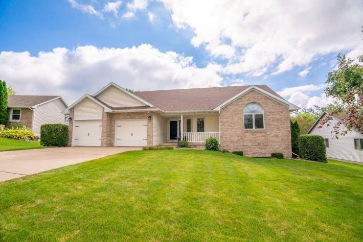 Mount Horeb, WI 53572,713 Parkway Dr