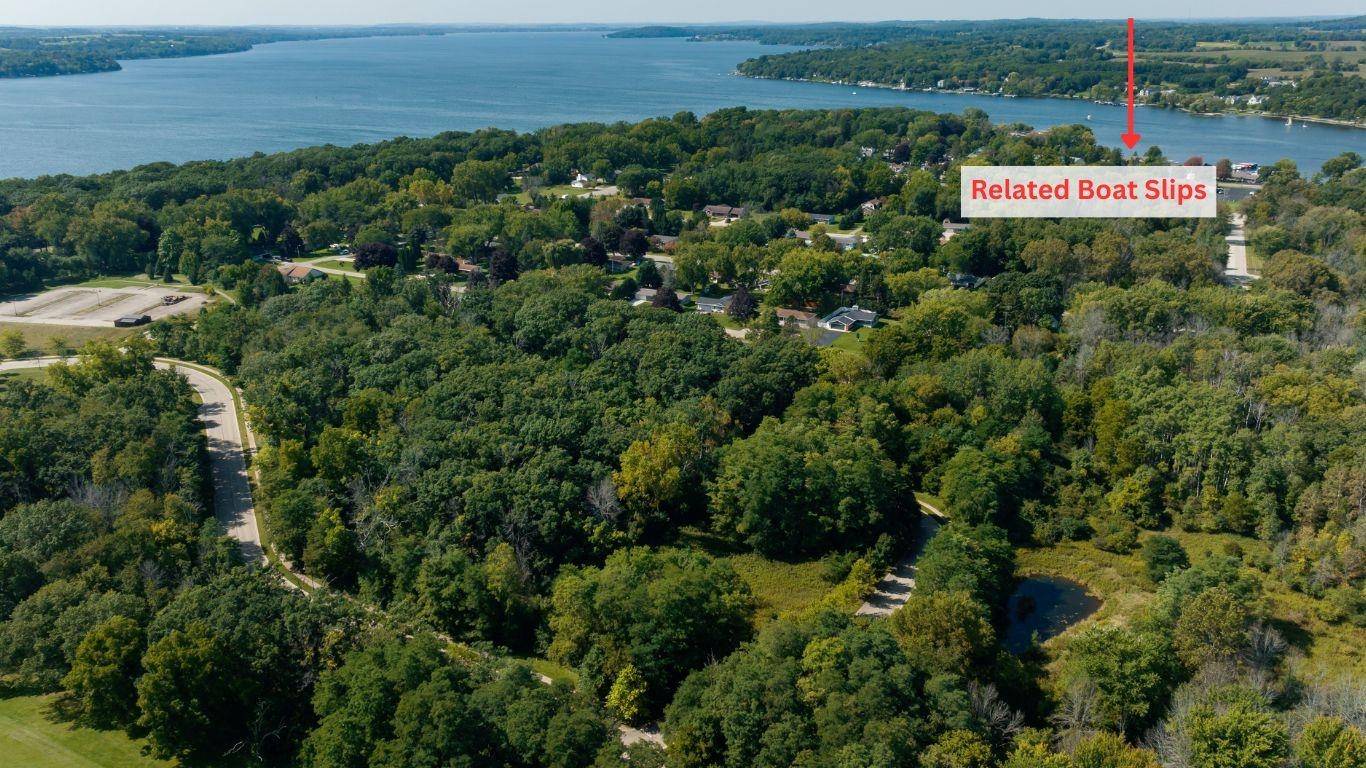 Green Lake, WI 54941,432 Stonehaven Drive