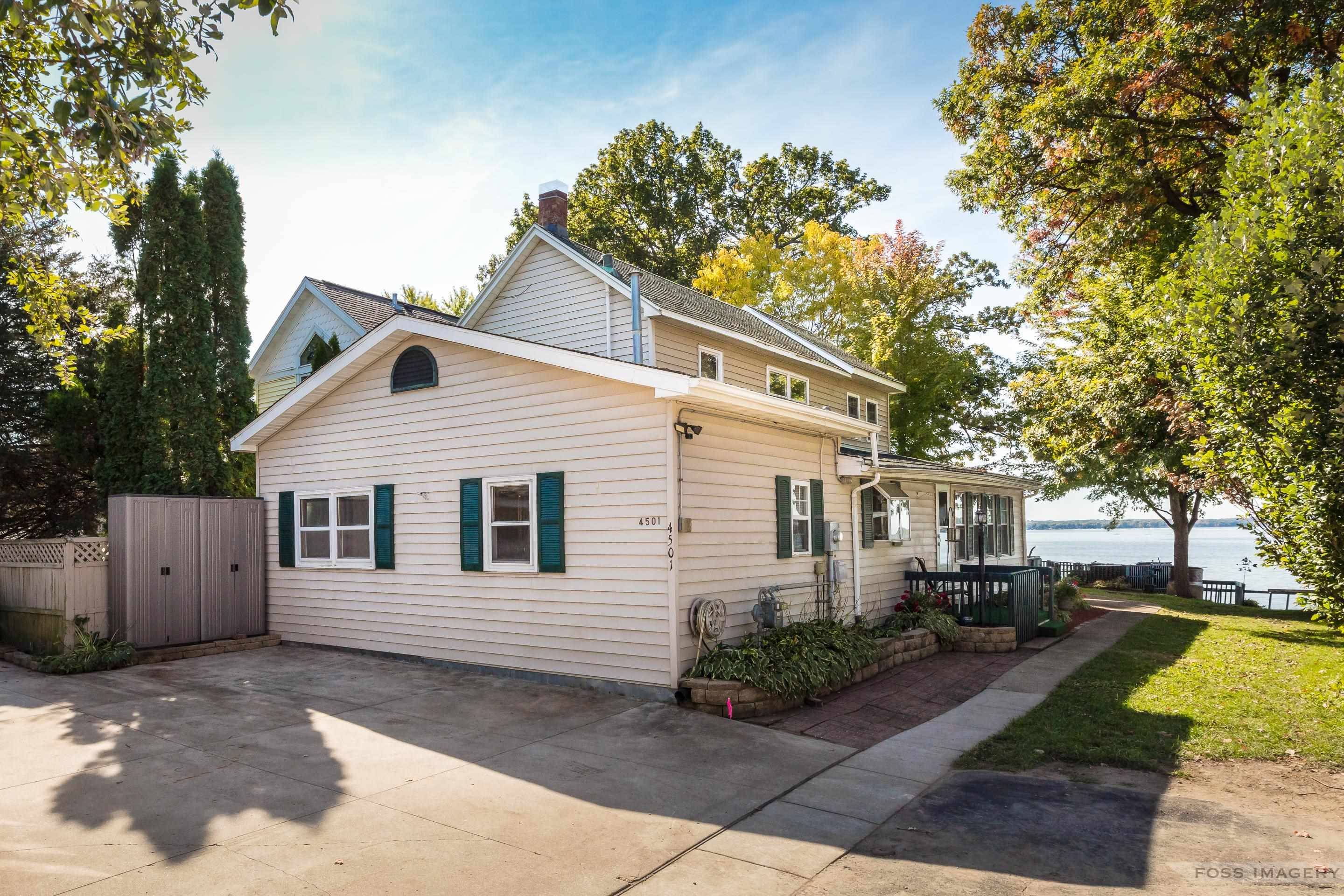 Mcfarland, WI 53558,4501 & 4503 Beckler St