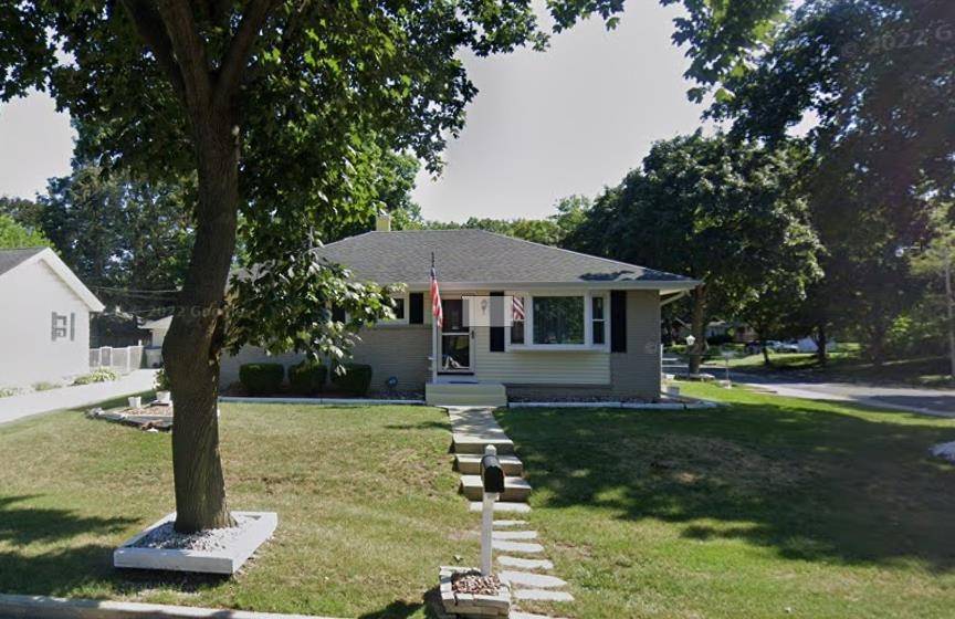 Milwaukee, WI 53221,3839 W Birchwood Ave