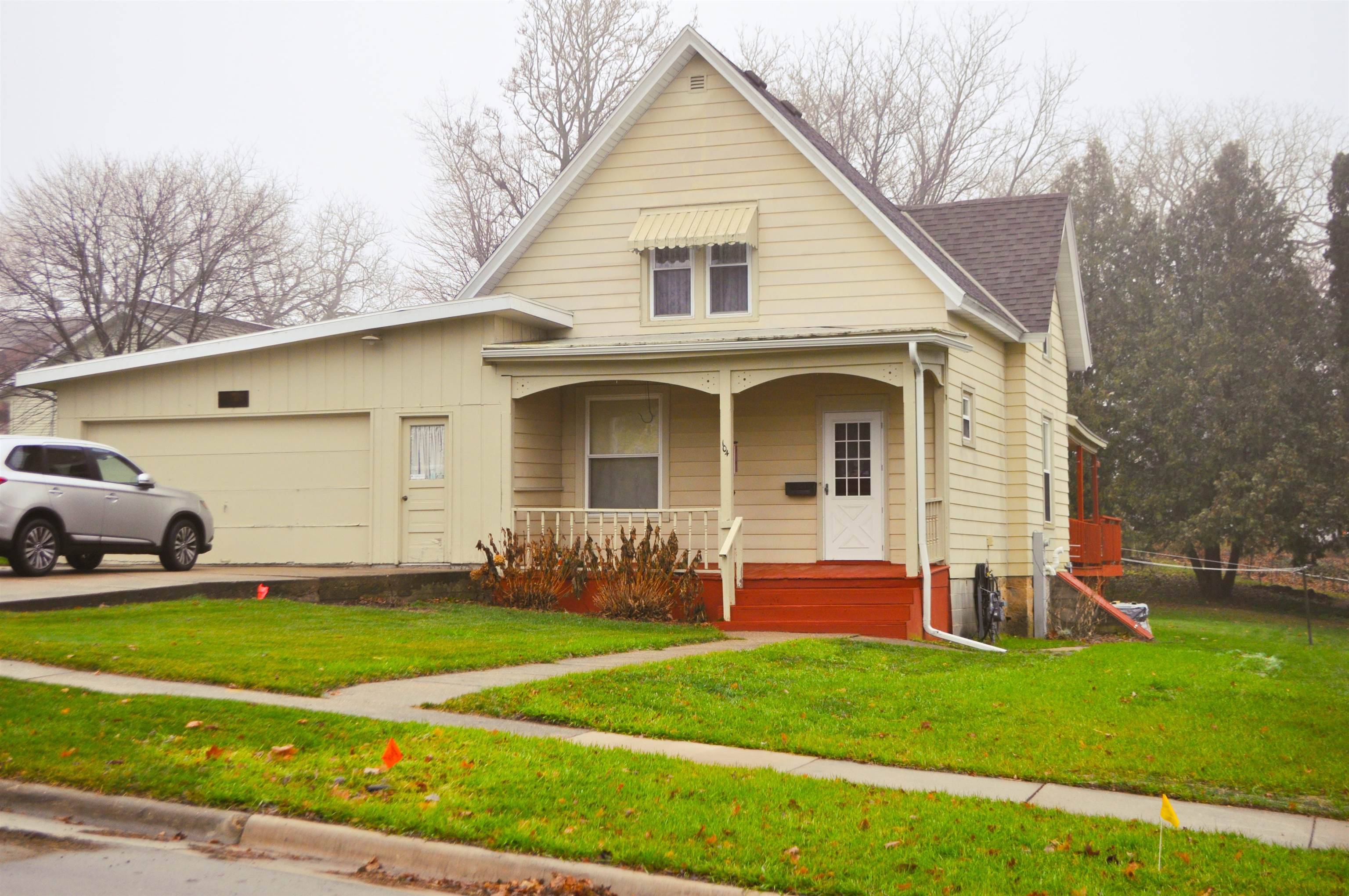 Mount Horeb, WI 53572,104 N 4th St