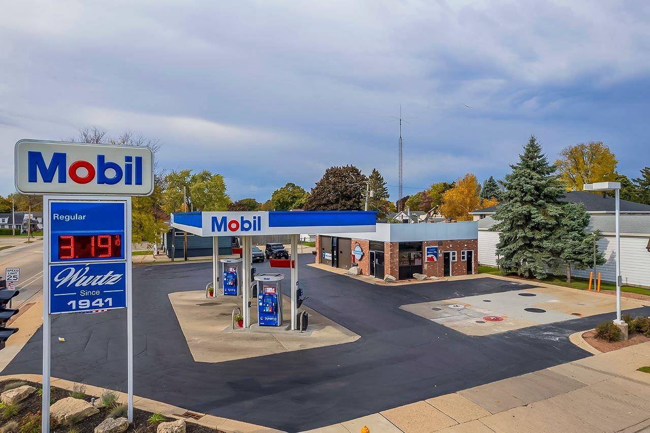 Janesville, WI 53545,1533 E Racine Street