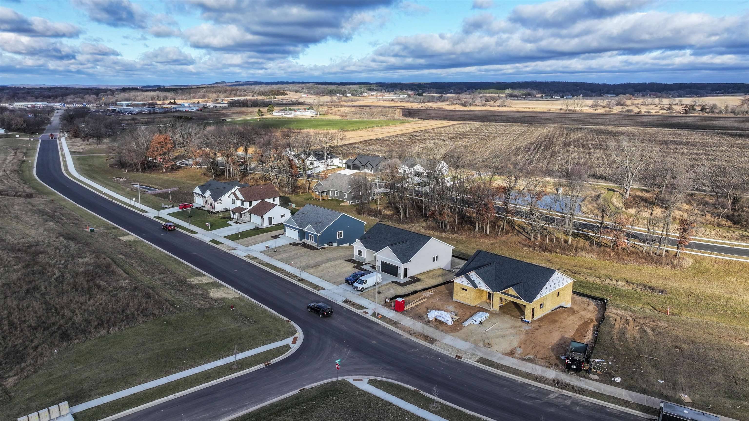 Portage, WI 53901,406 Prairie View
