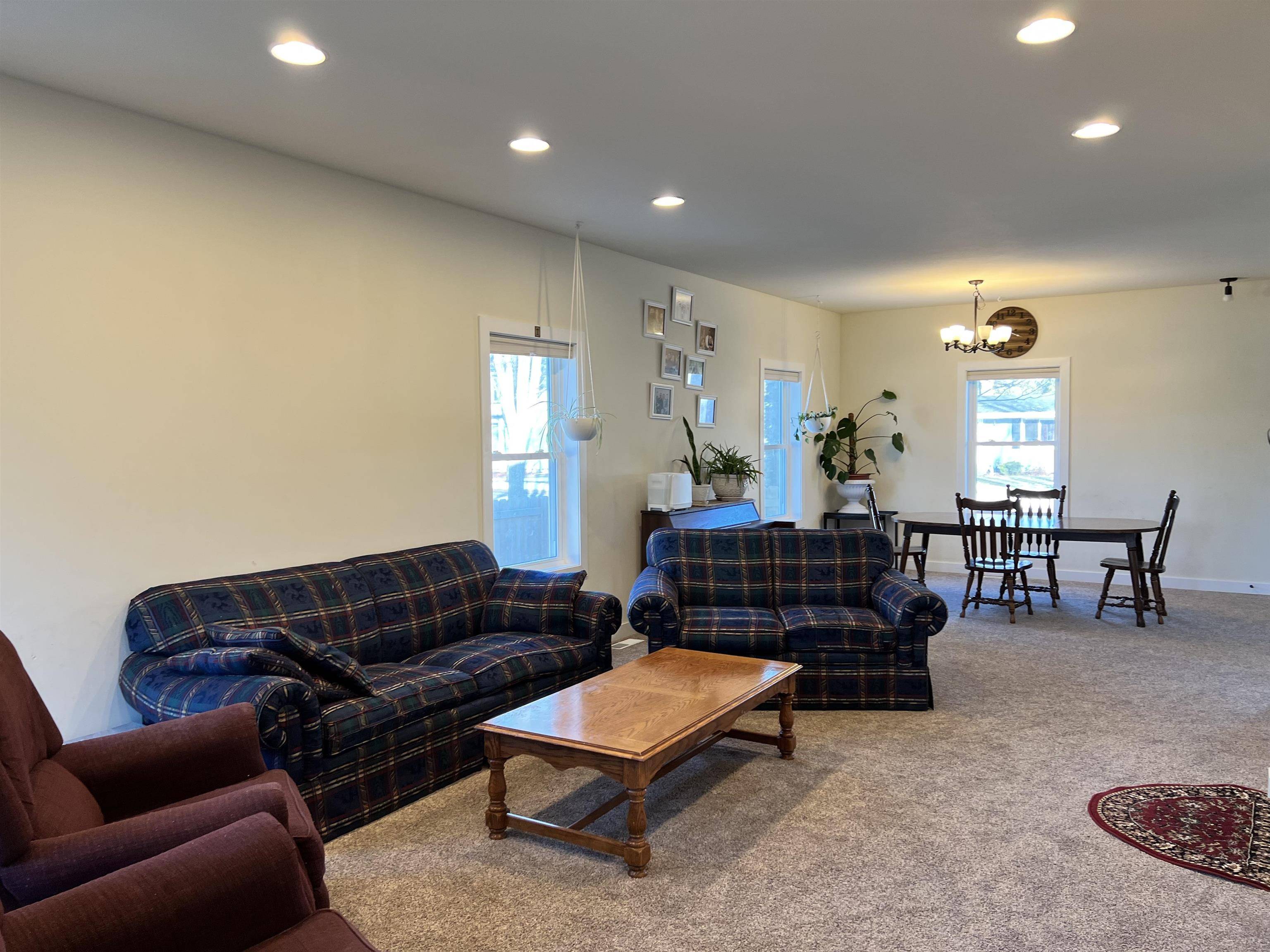 Poynette, WI 53955,311 N Lincoln St