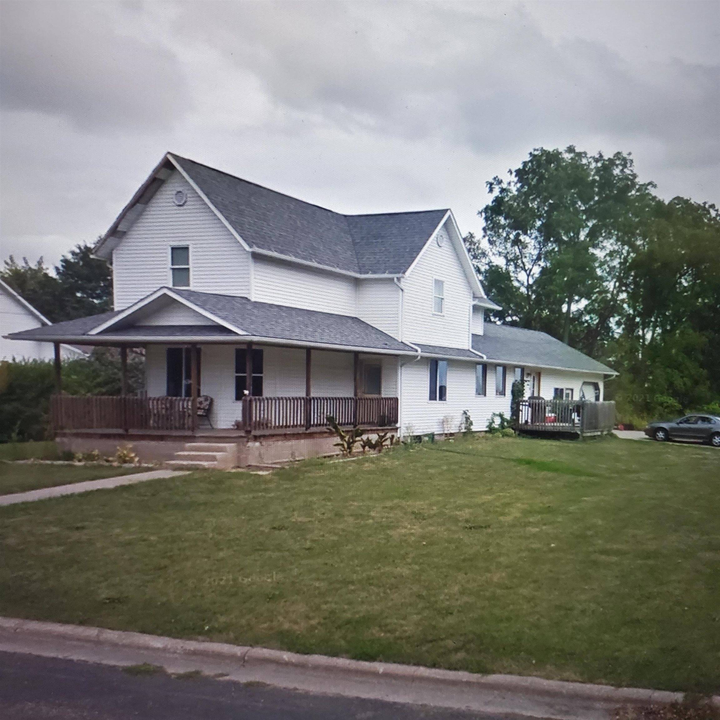 Lancaster, WI 53813,134 S Sheridan St