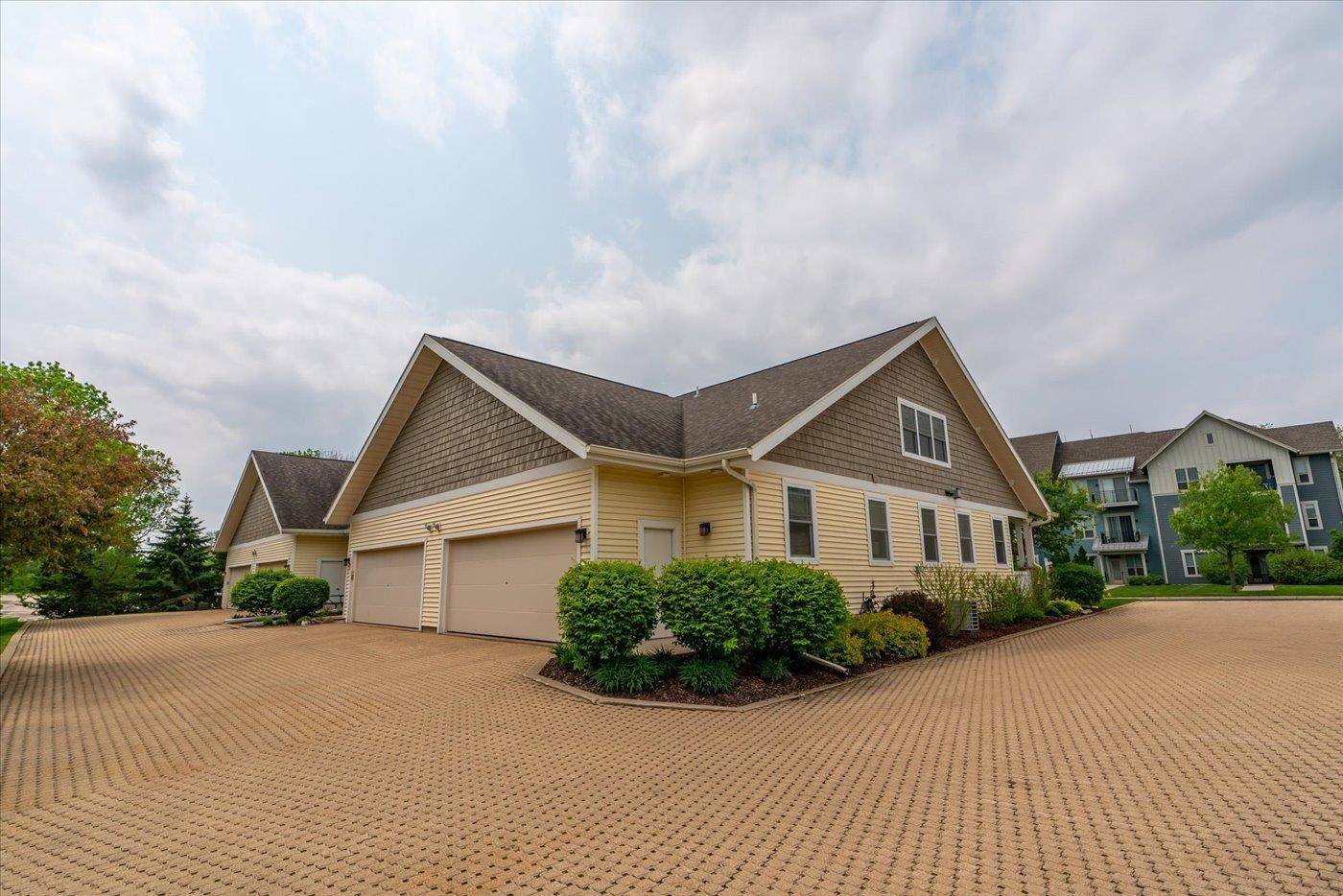 Fitchburg, WI 53711,2614 Gallagher Drive