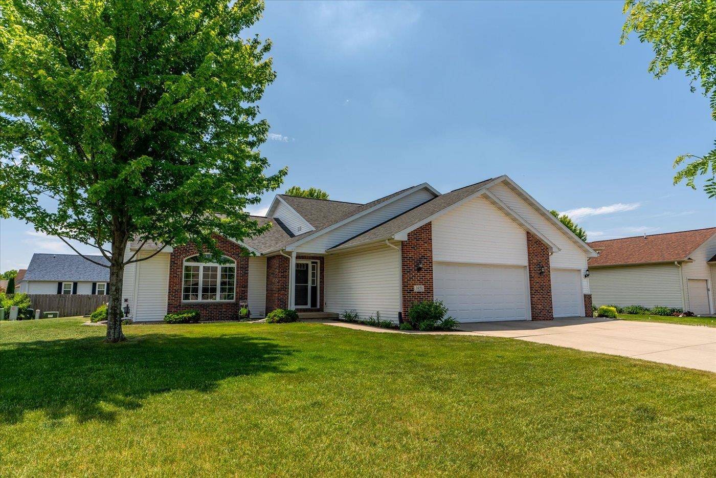 Sun Prairie, WI 53590,1491 Chadsworth Drive