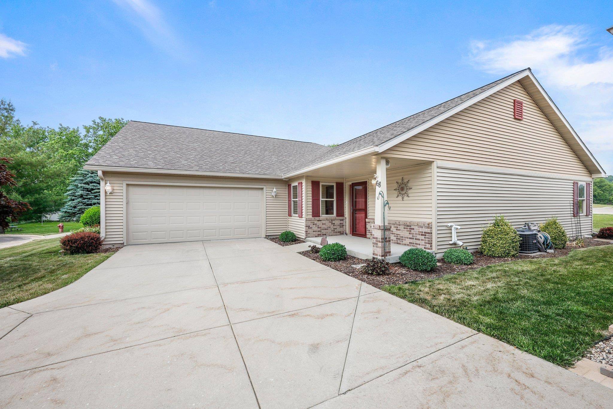 Cross Plains, WI 53528,68 Berdella Court