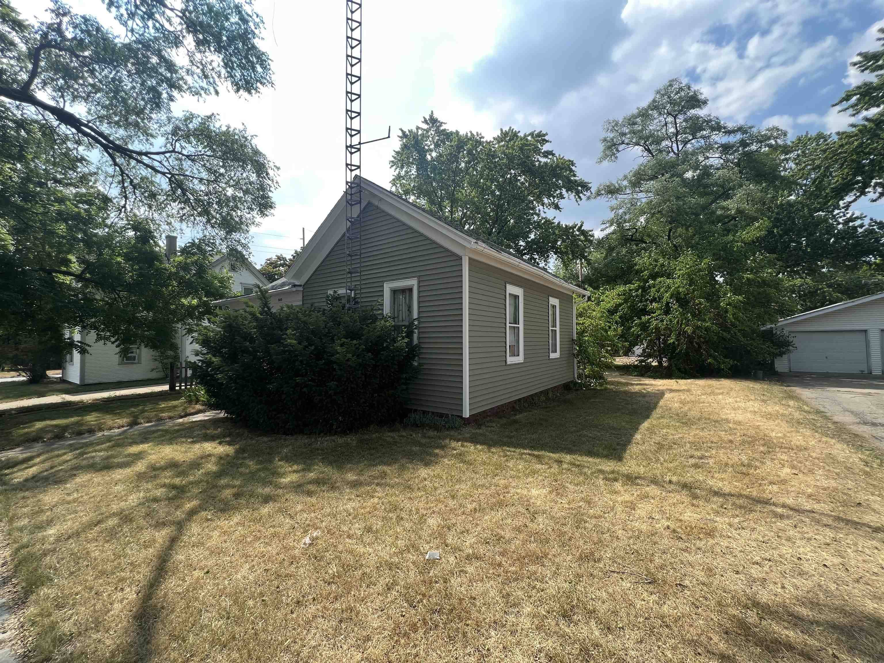 Portage, WI 53901,305 E Franklin Street