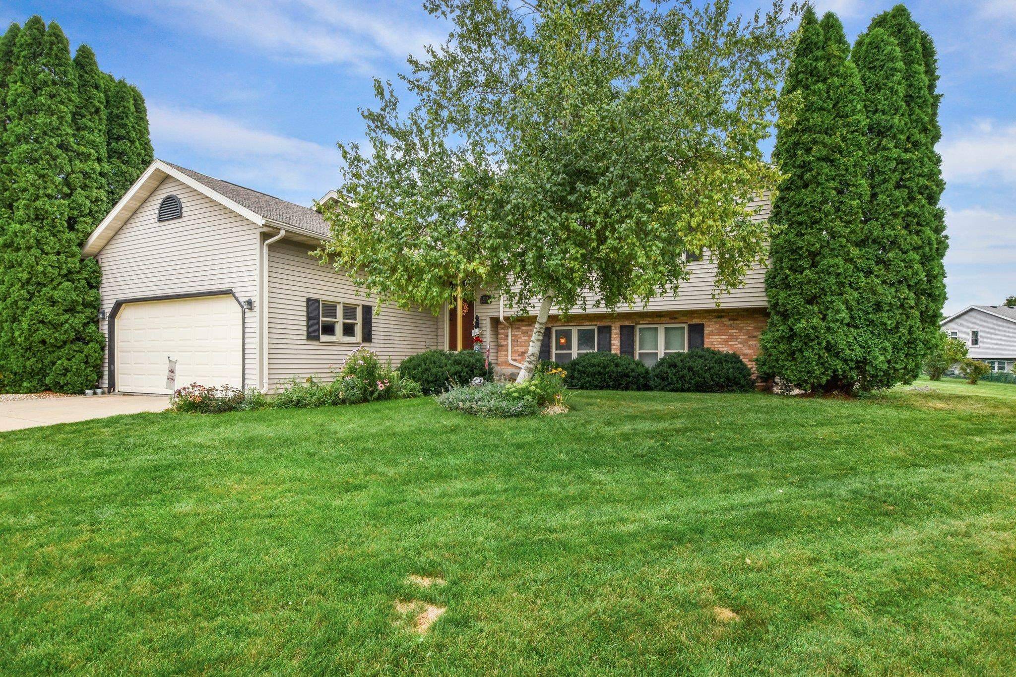 Madison, WI 53716,5729 Bellows Circle