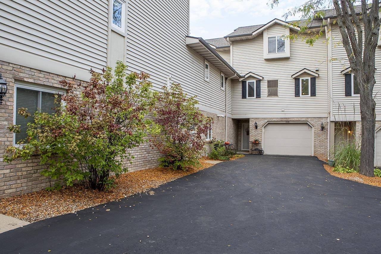 Lake Mills, WI 53551,426 Meadowridge Circle