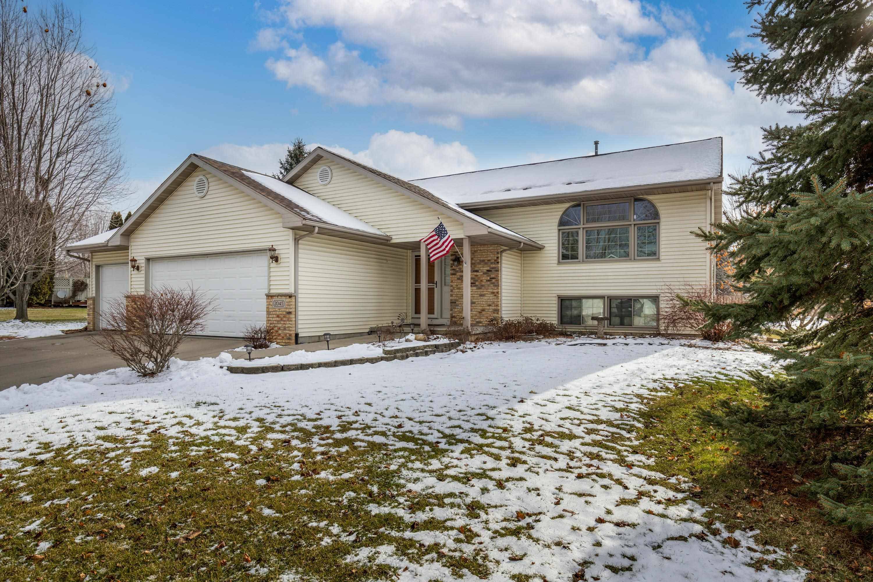 Sun Prairie, WI 53590,2045 Innsbrooke Drive