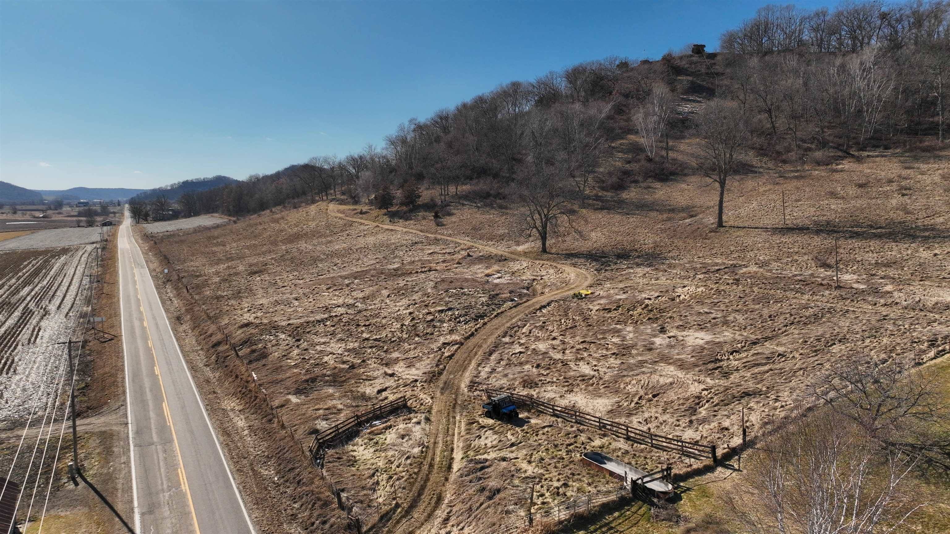 Hillpoint, WI 53937,37.75 Ac Highway 130