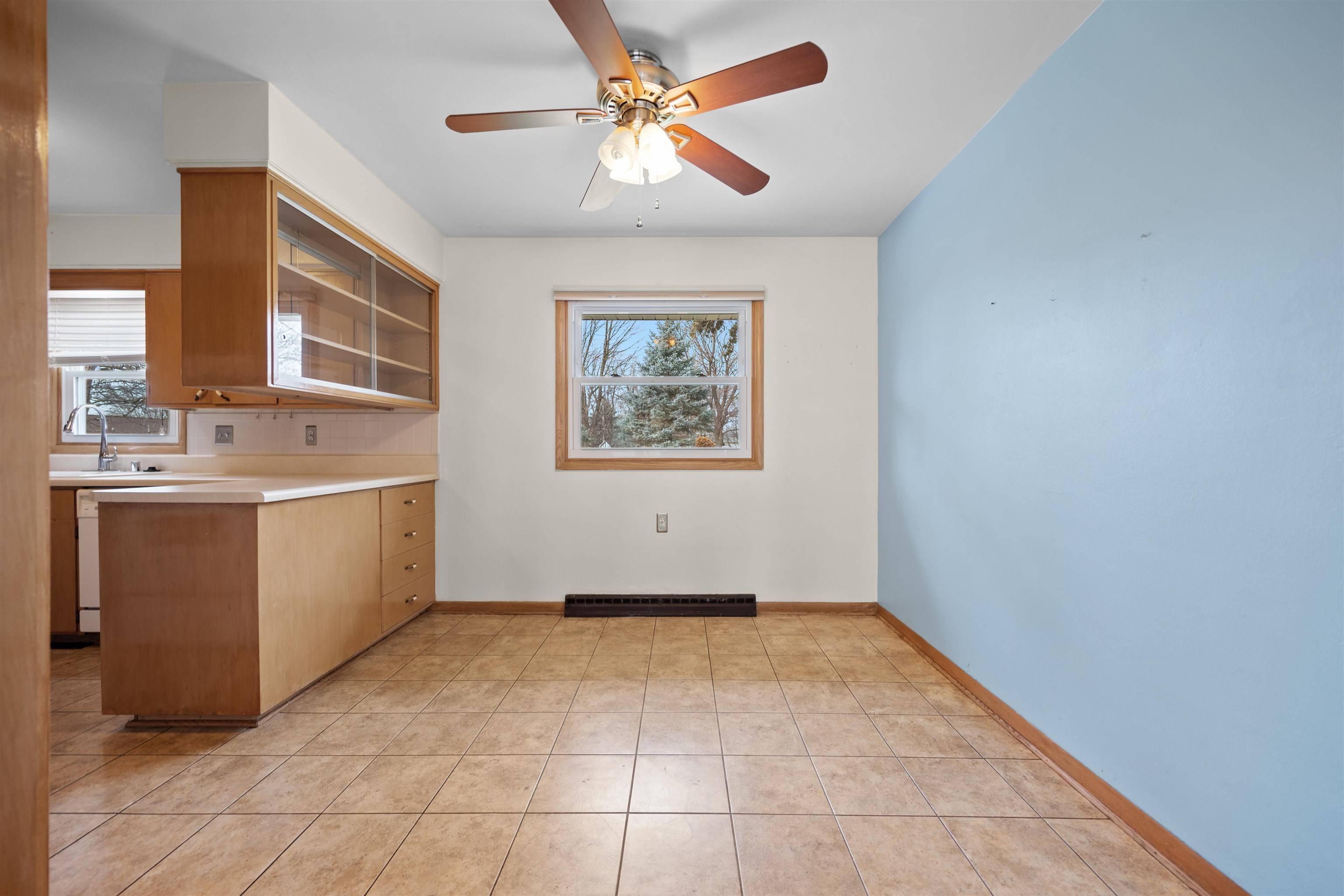 Sun Prairie, WI 53590,918 Taft Street