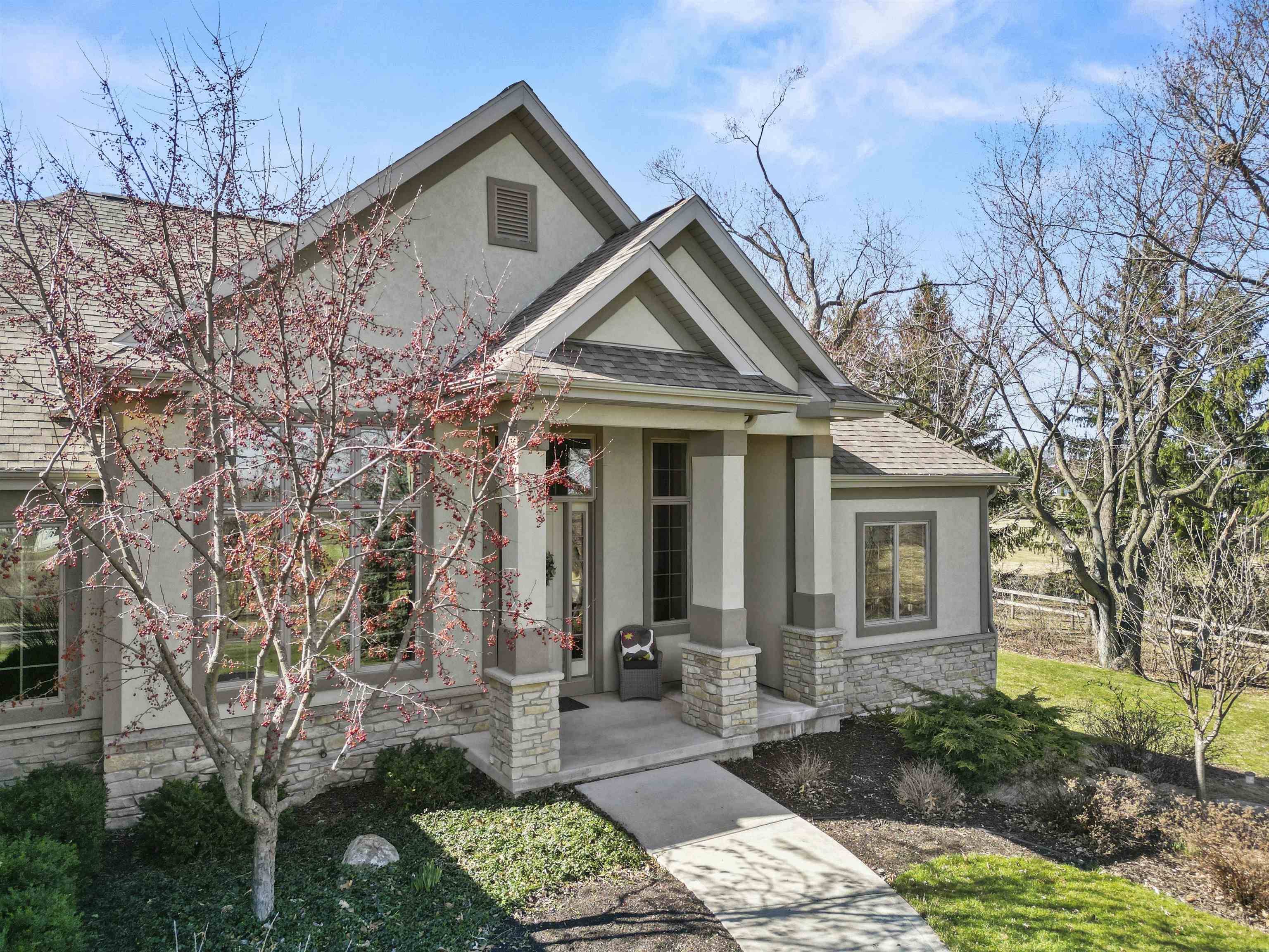 Verona, WI 53593,3483 Mound View Road