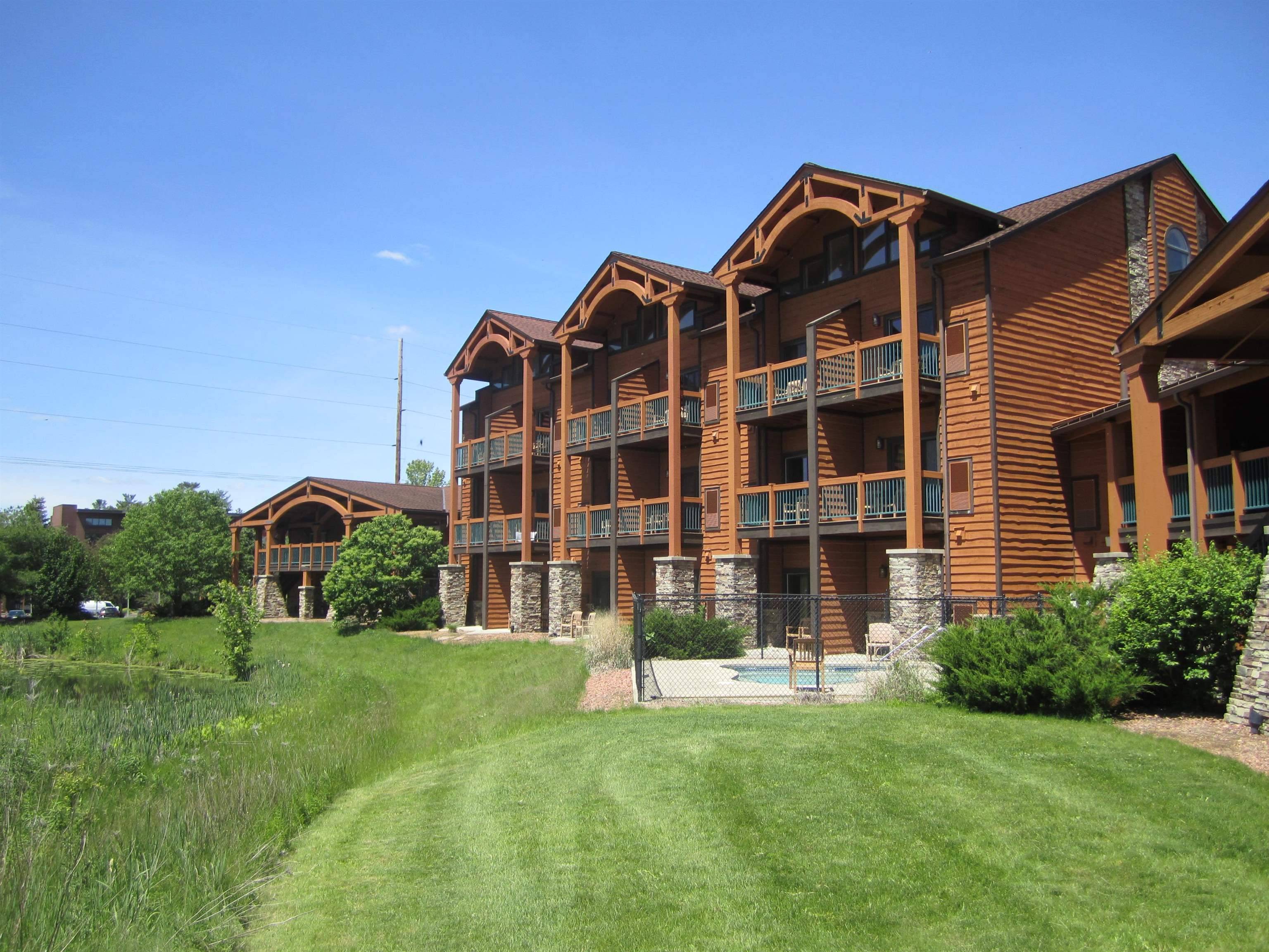 Wisconsin Dells, WI 53965,2504 River Road #7305