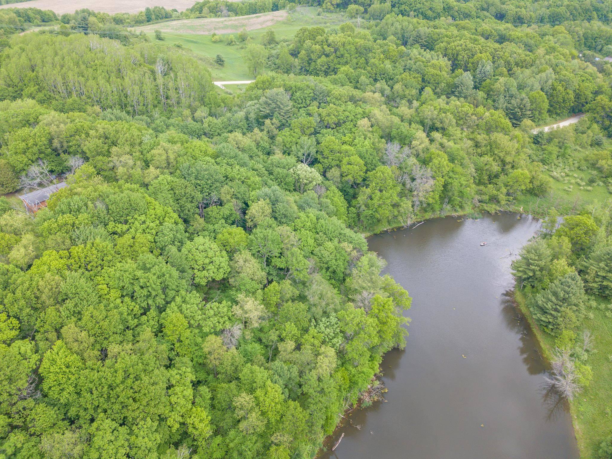 Elroy, WI 53929,N2396 Bobcat Lake Road