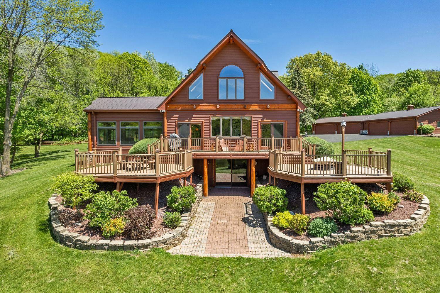 La Valle, WI 53941,S1555 Farra Road