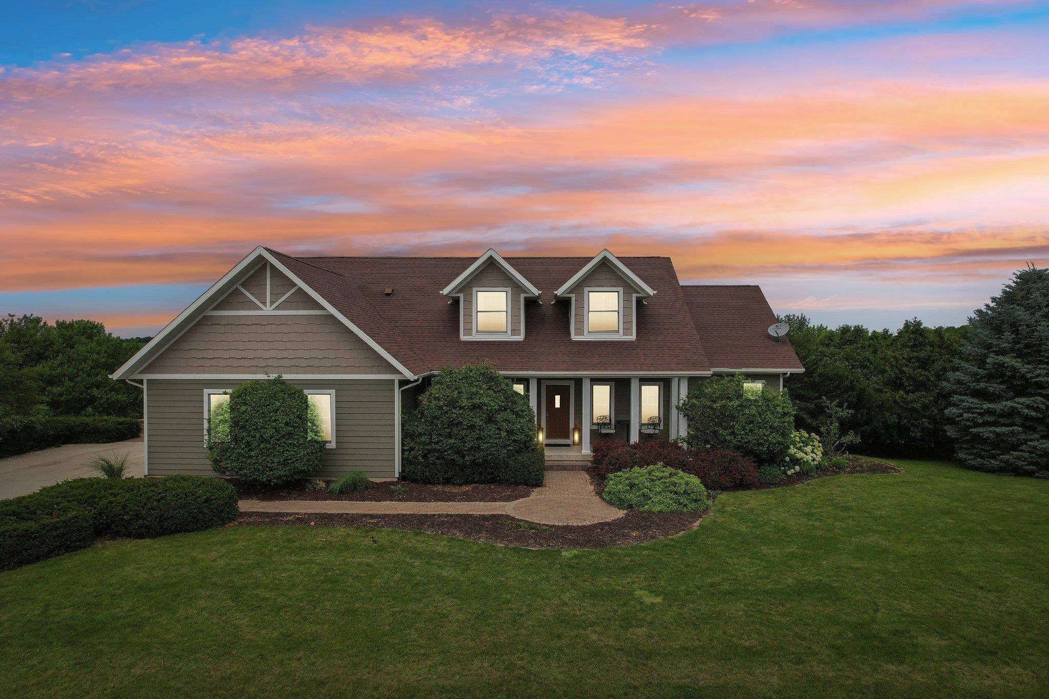New Glarus, WI 53574,W5342 Windmill Ridge Road