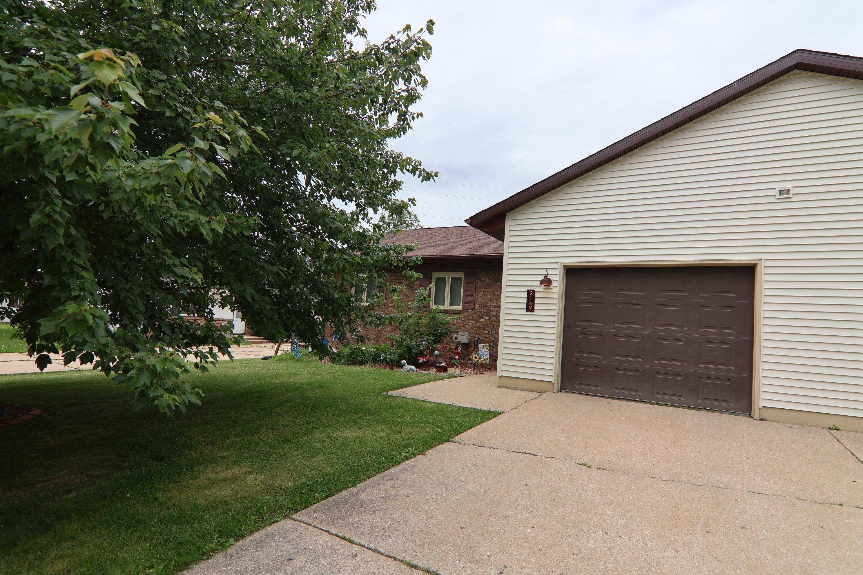 Beloit, WI 53511,2169-2171 Bootmaker Drive