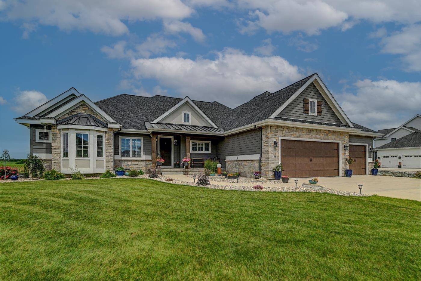 Sun Prairie, WI 53590,6768 Morning Dew Lane
