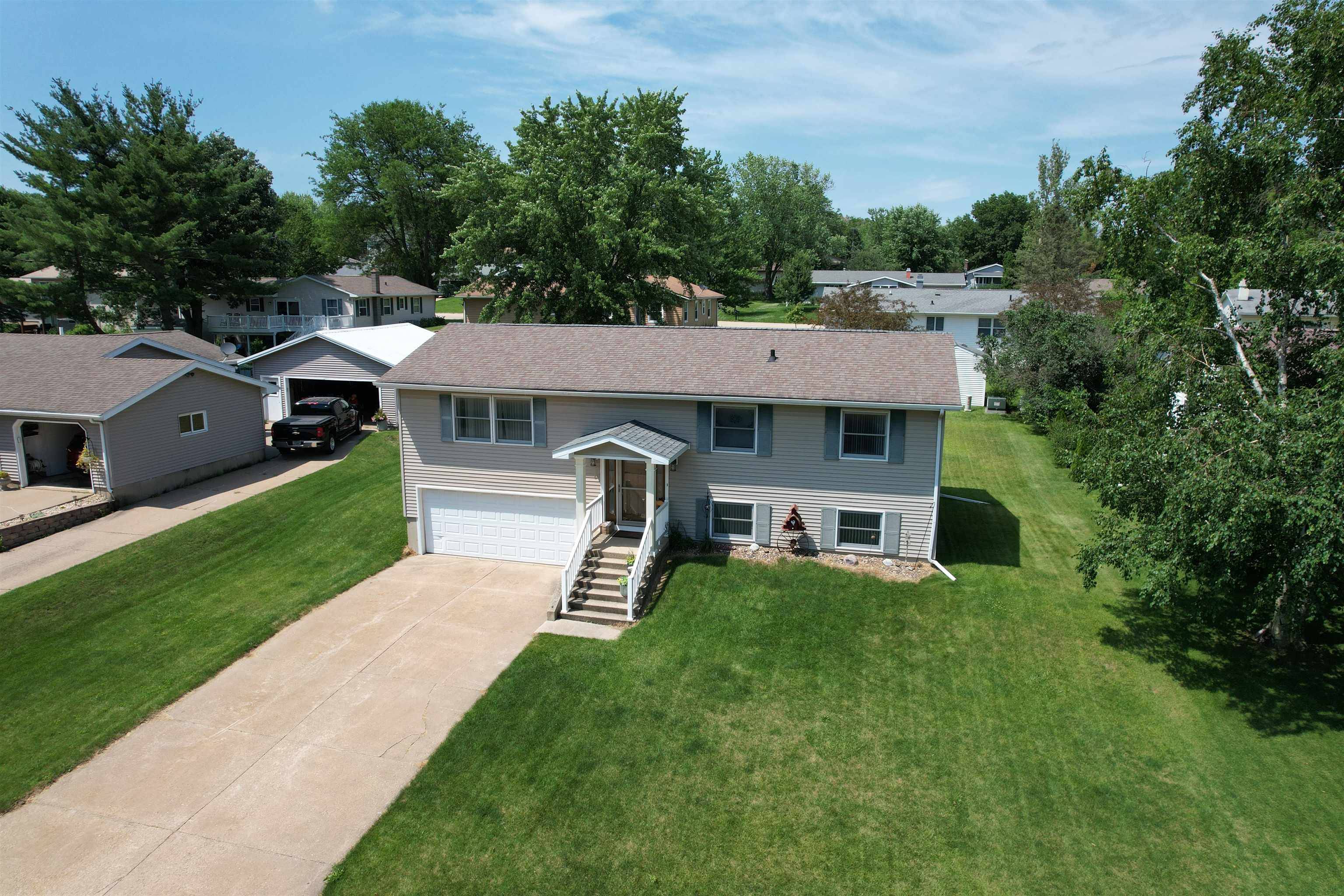 Platteville, WI 53818,20 Maple Drive