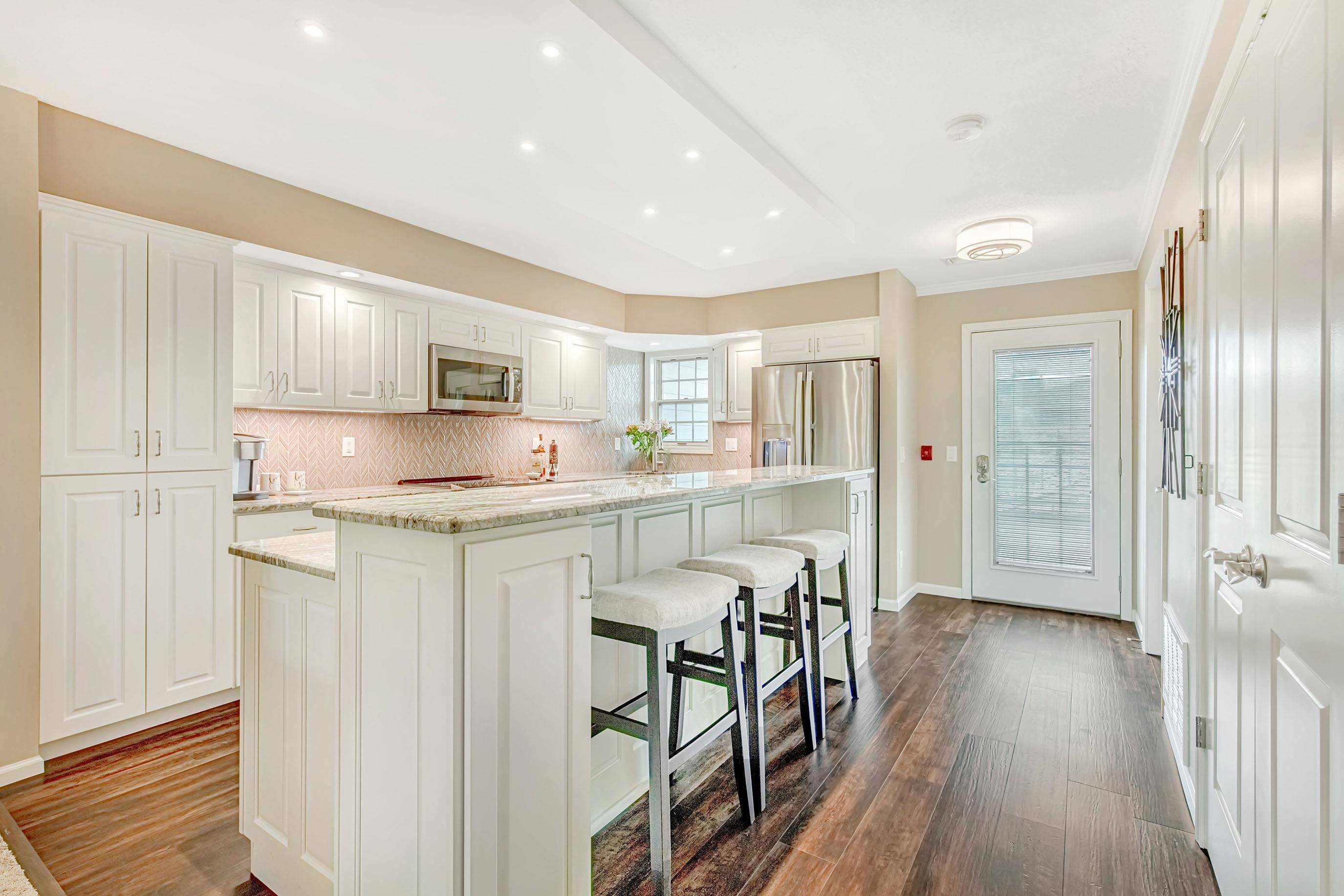 Madison, WI 53704,5375 MARINERS COVE Drive #113