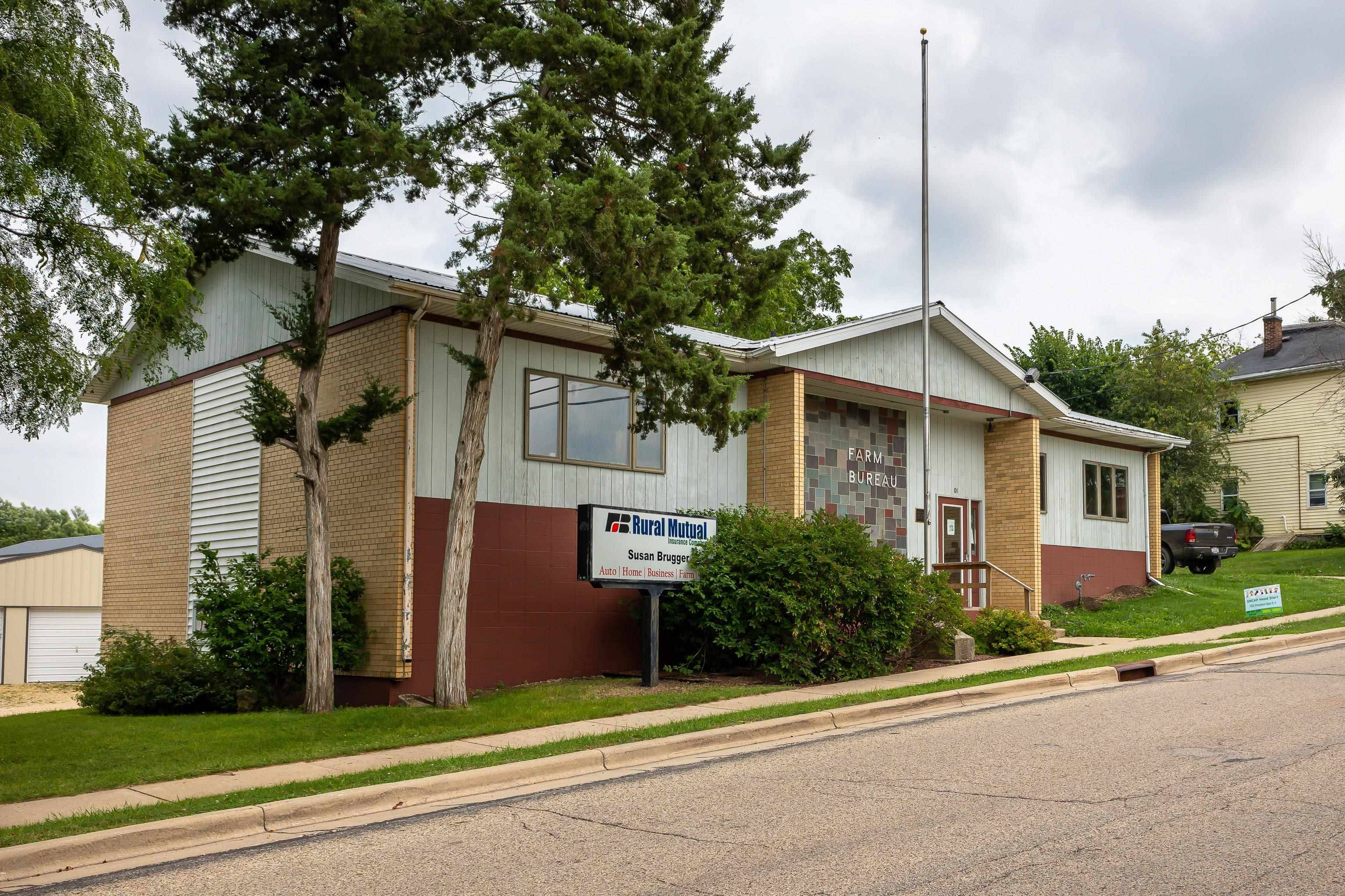 Dodgeville, WI 53533,410 N Union Street