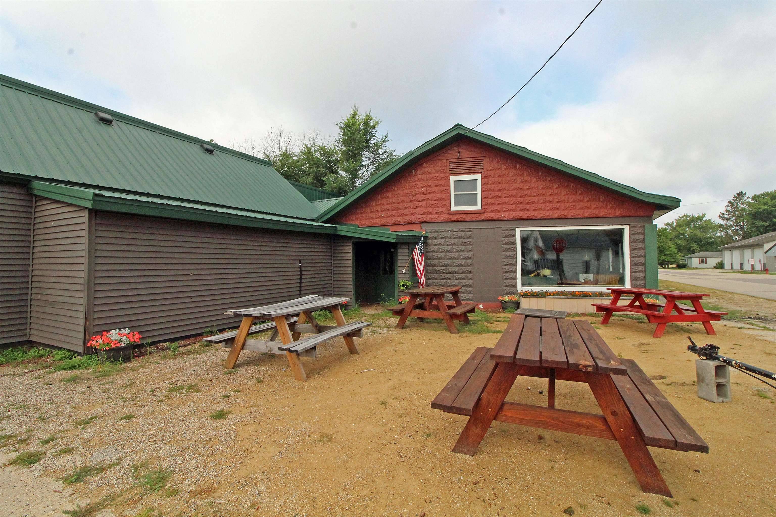 Lone Rock, WI 53556,104 S Oak Street
