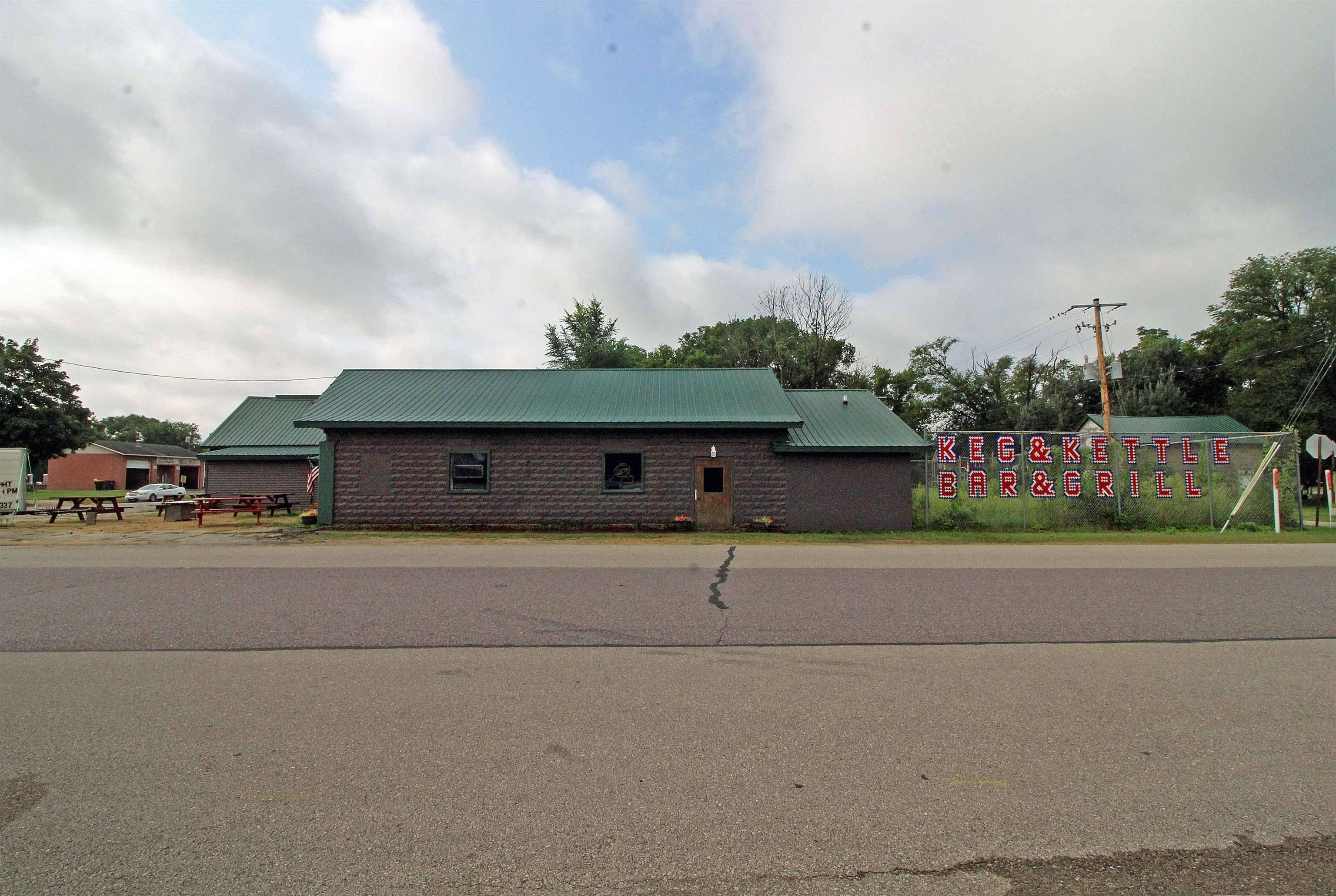 Lone Rock, WI 53556,104 S Oak Street