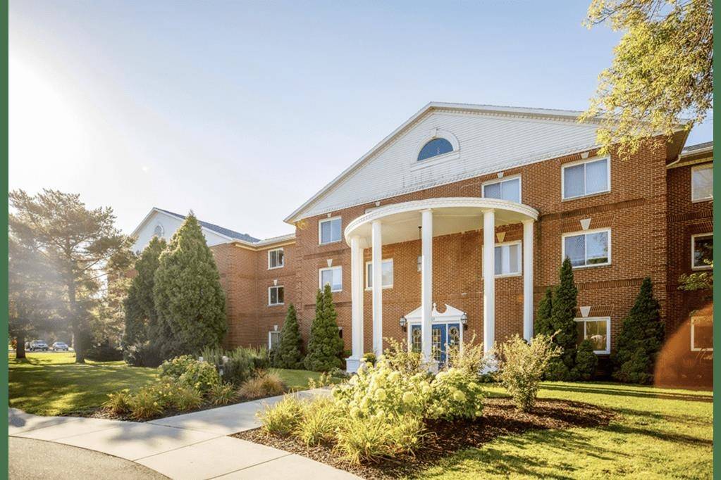 Sun Prairie, WI 53590,605 Chase Boulevard #3RM
