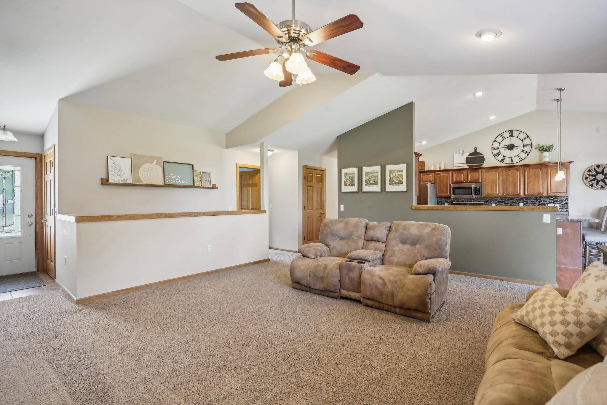 Prairie Du Sac, WI 53578,521 20th Street