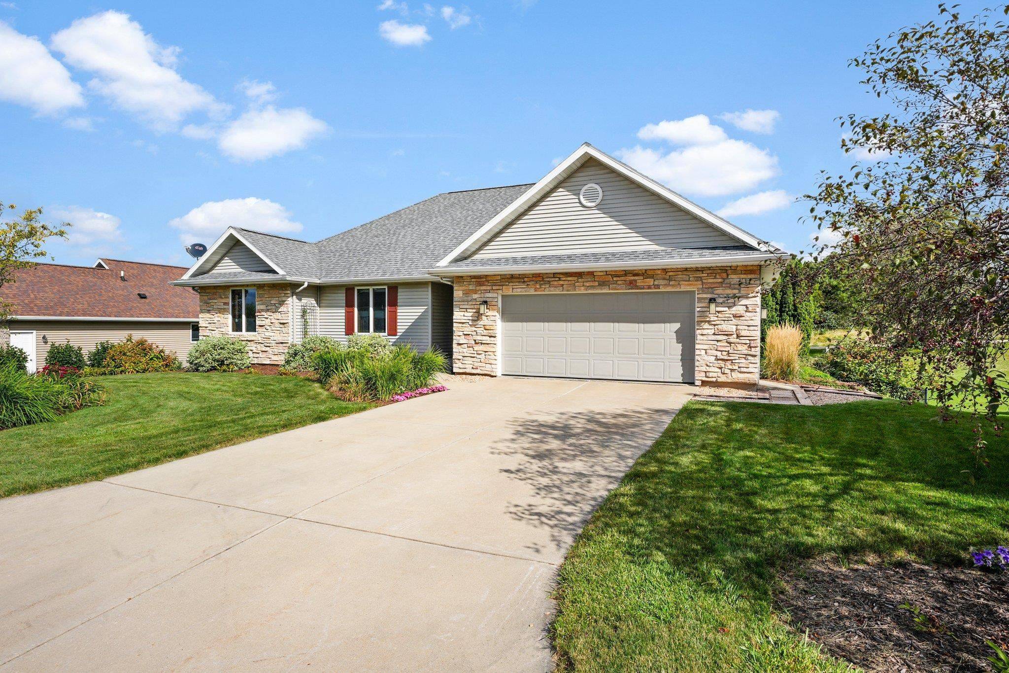 Dodgeville, WI 53533,700 Prairie Hills Drive