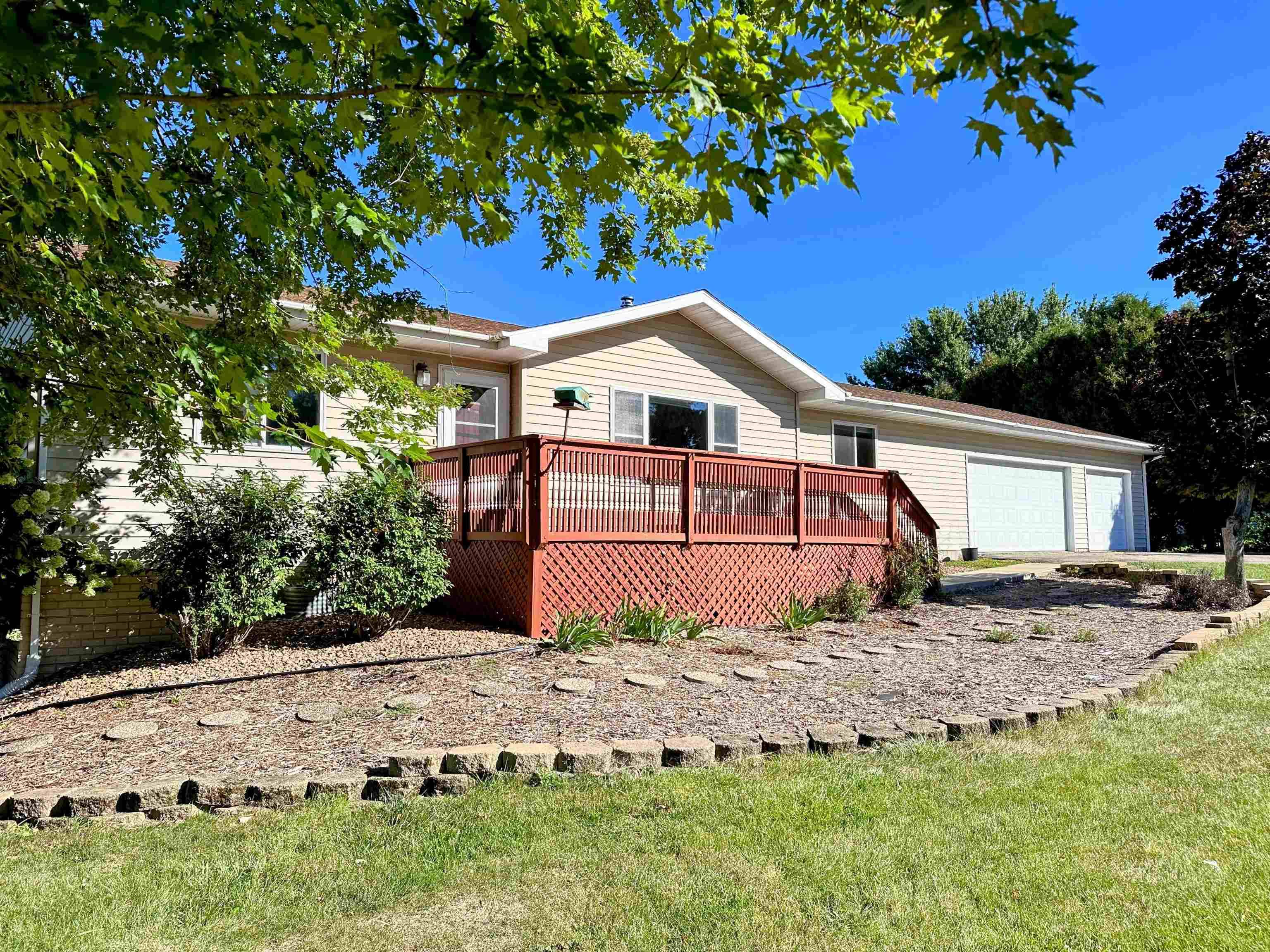 Mcgregor, IA 52157,109 Eagle Drive