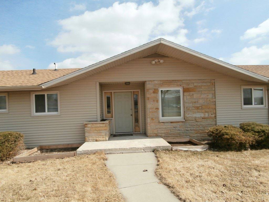 Verona, WI 53593,803-805 N Main Street