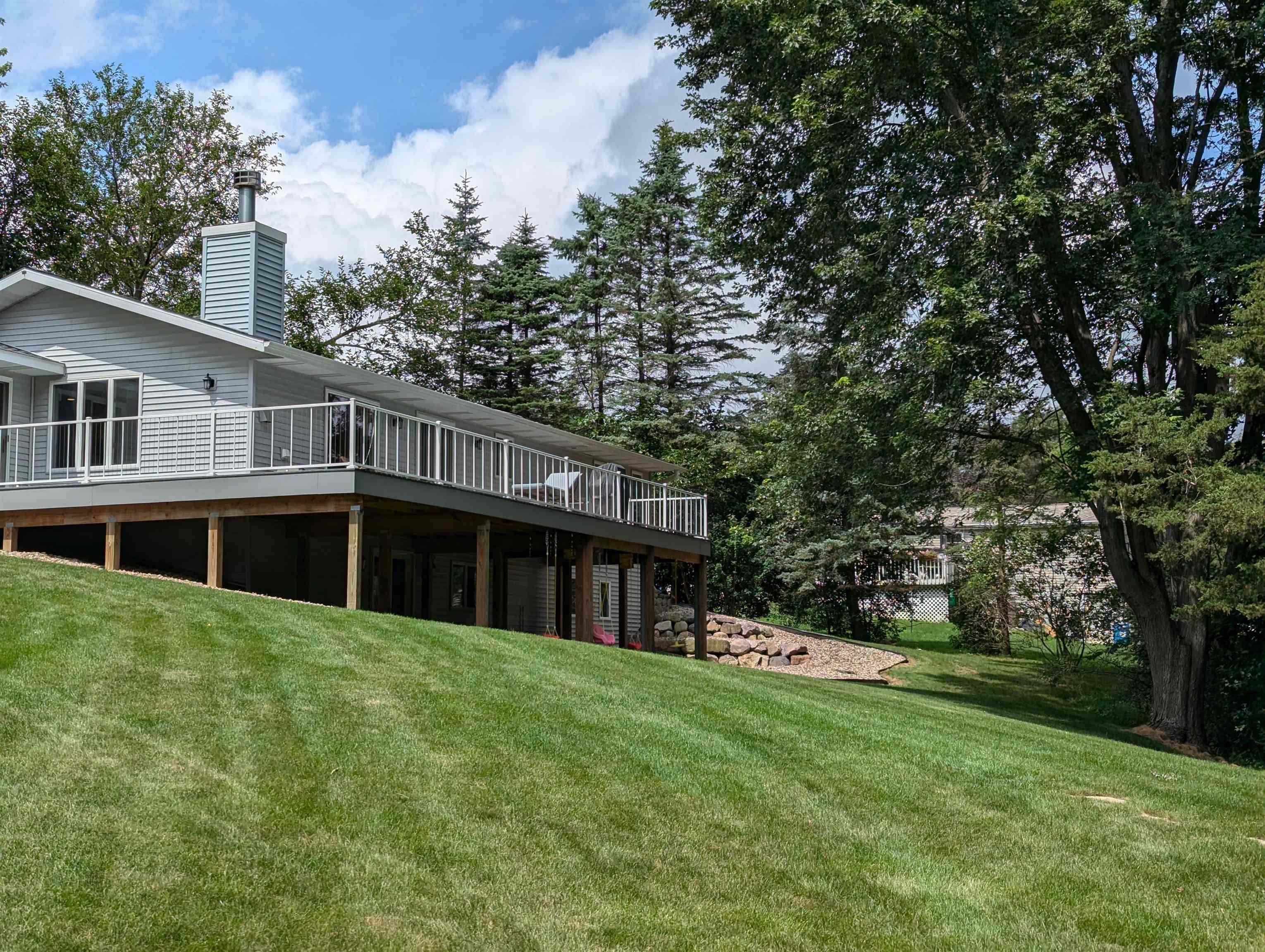 Baraboo, WI 53913,810 Rosemary Lane