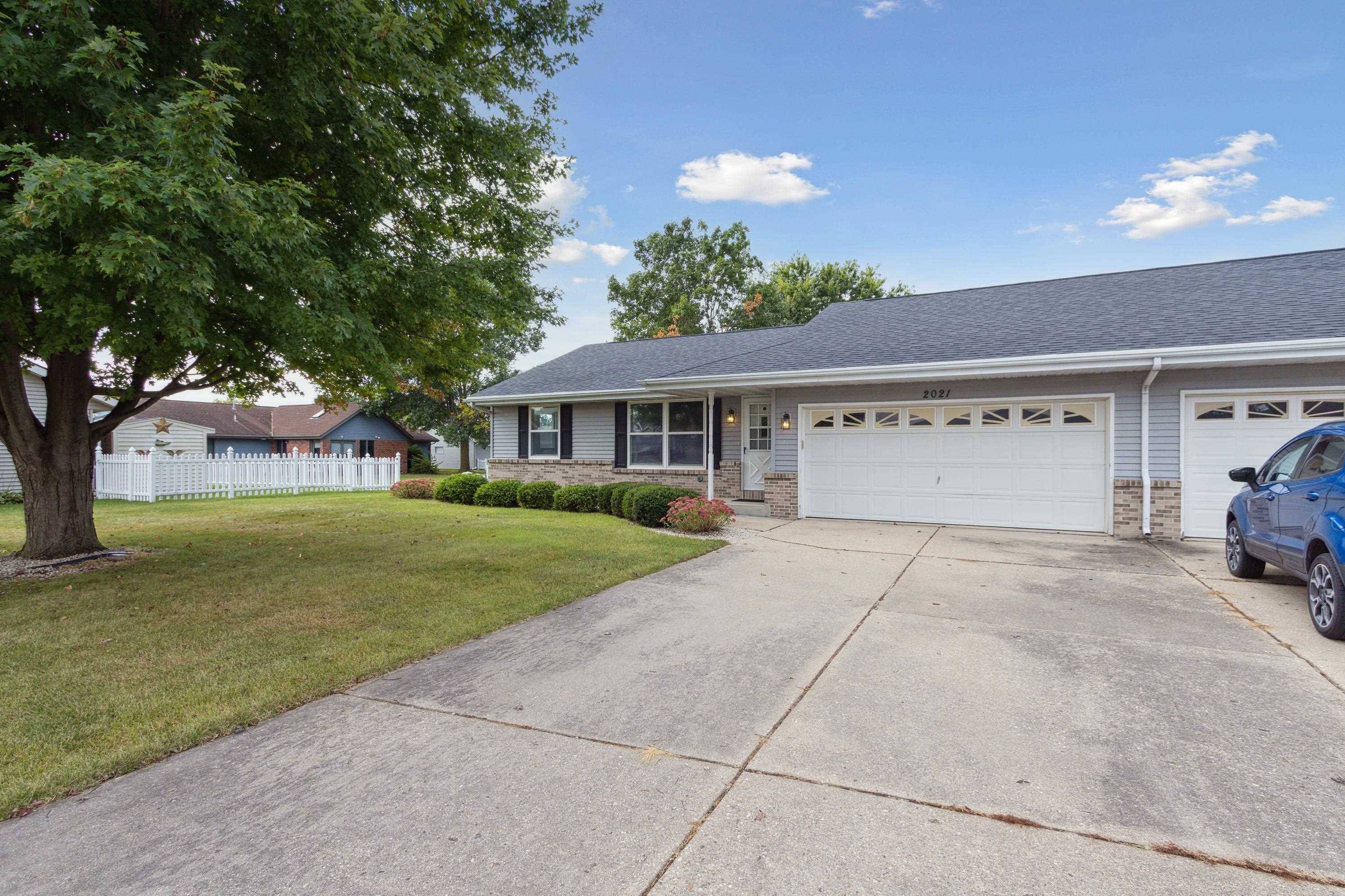 Janesville, WI 53546,2021 Savanna Drive