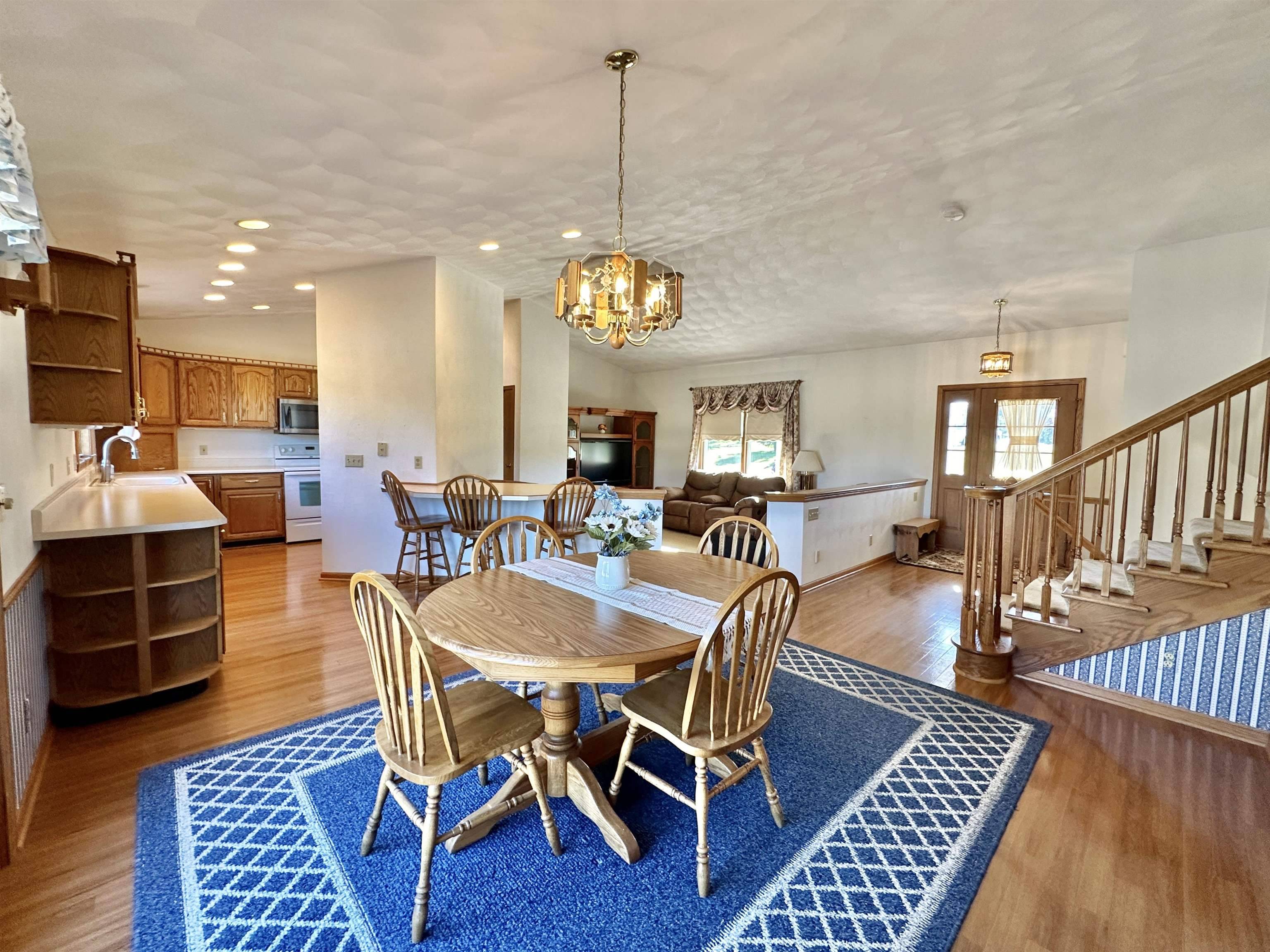 Janesville, WI 53546-8872,4401 E Palakwia Drive