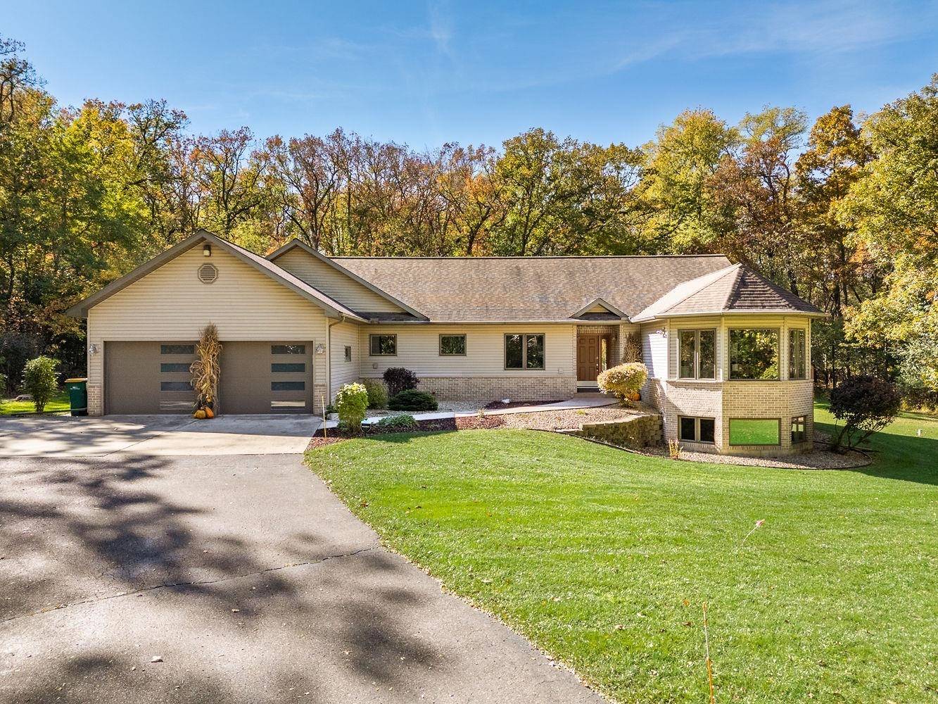 Baraboo, WI 53913,S4341 Fox Hill Circle