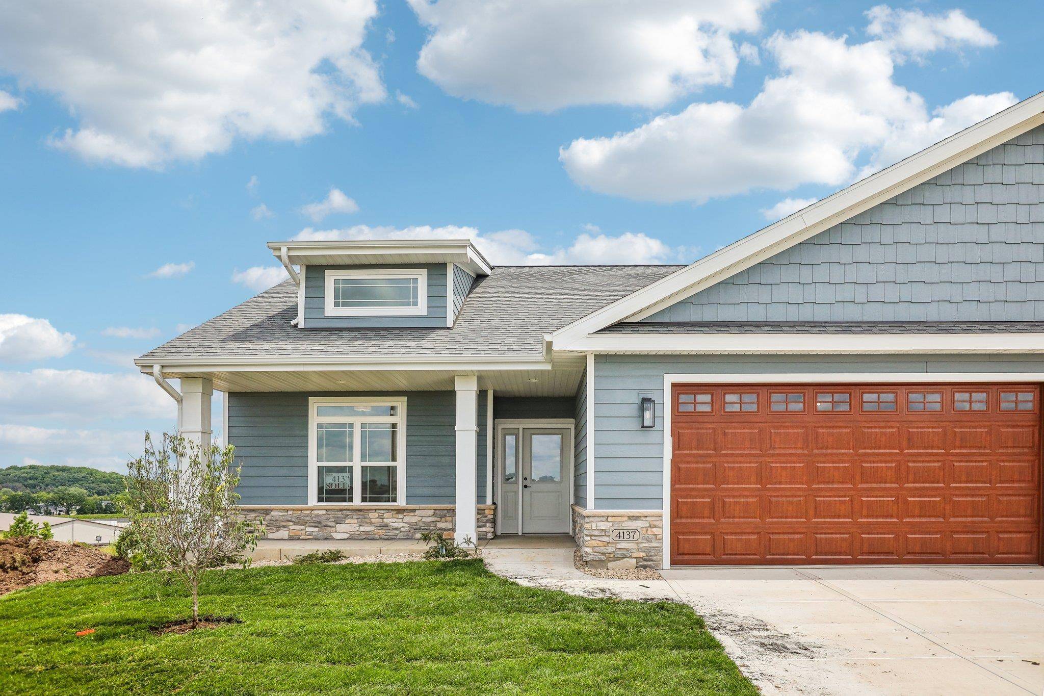 Deforest, WI 53532,4151 Fox Forest Way
