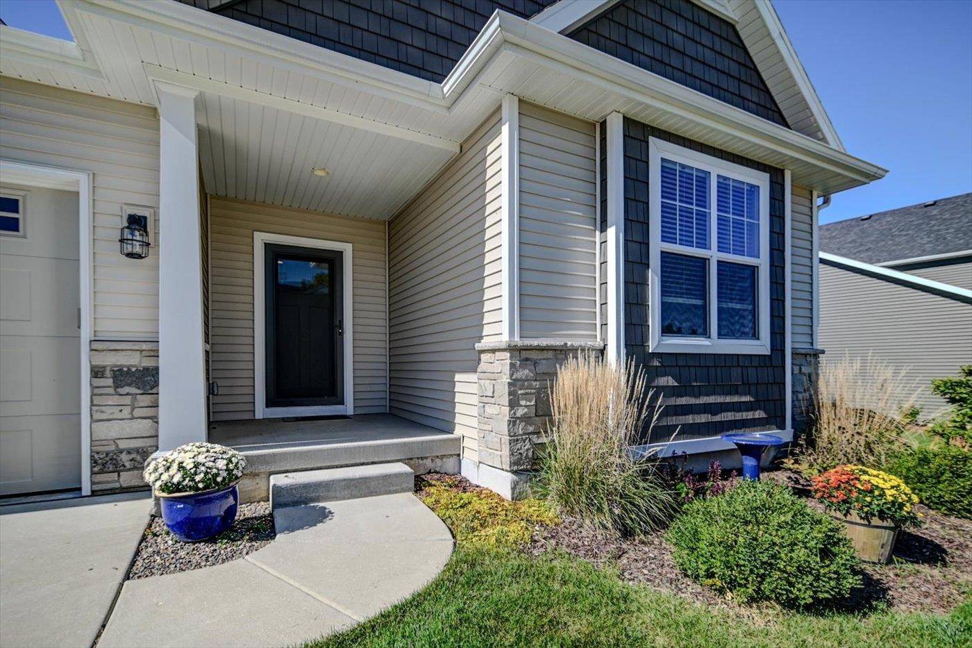 Mcfarland, WI 53558,6151 Pine Ridge Way