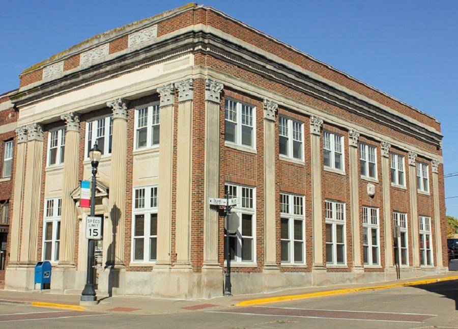 Platteville, WI 53818,44 E Main Street