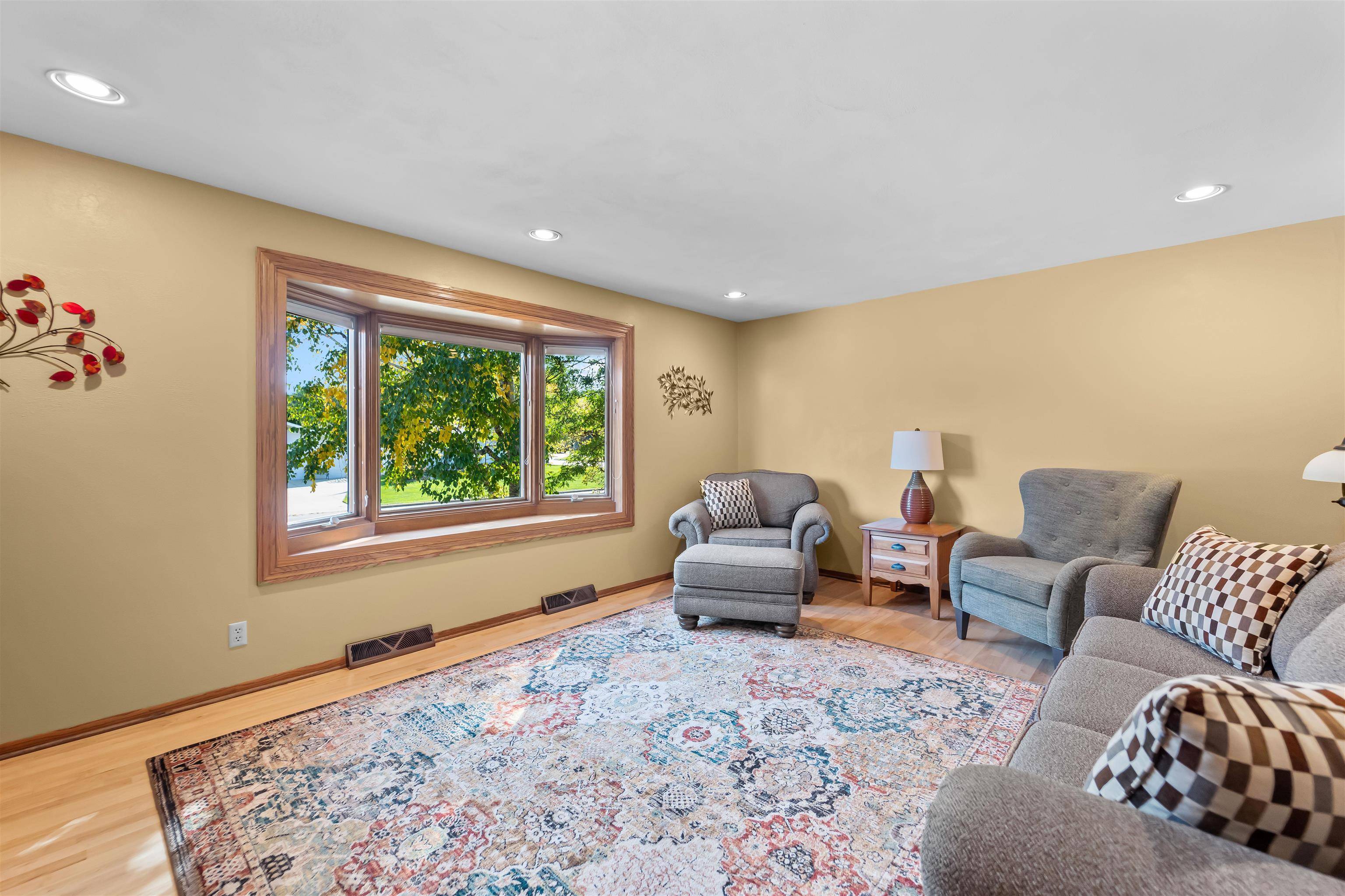 Mcfarland, WI 53558,5506 Tina Lane
