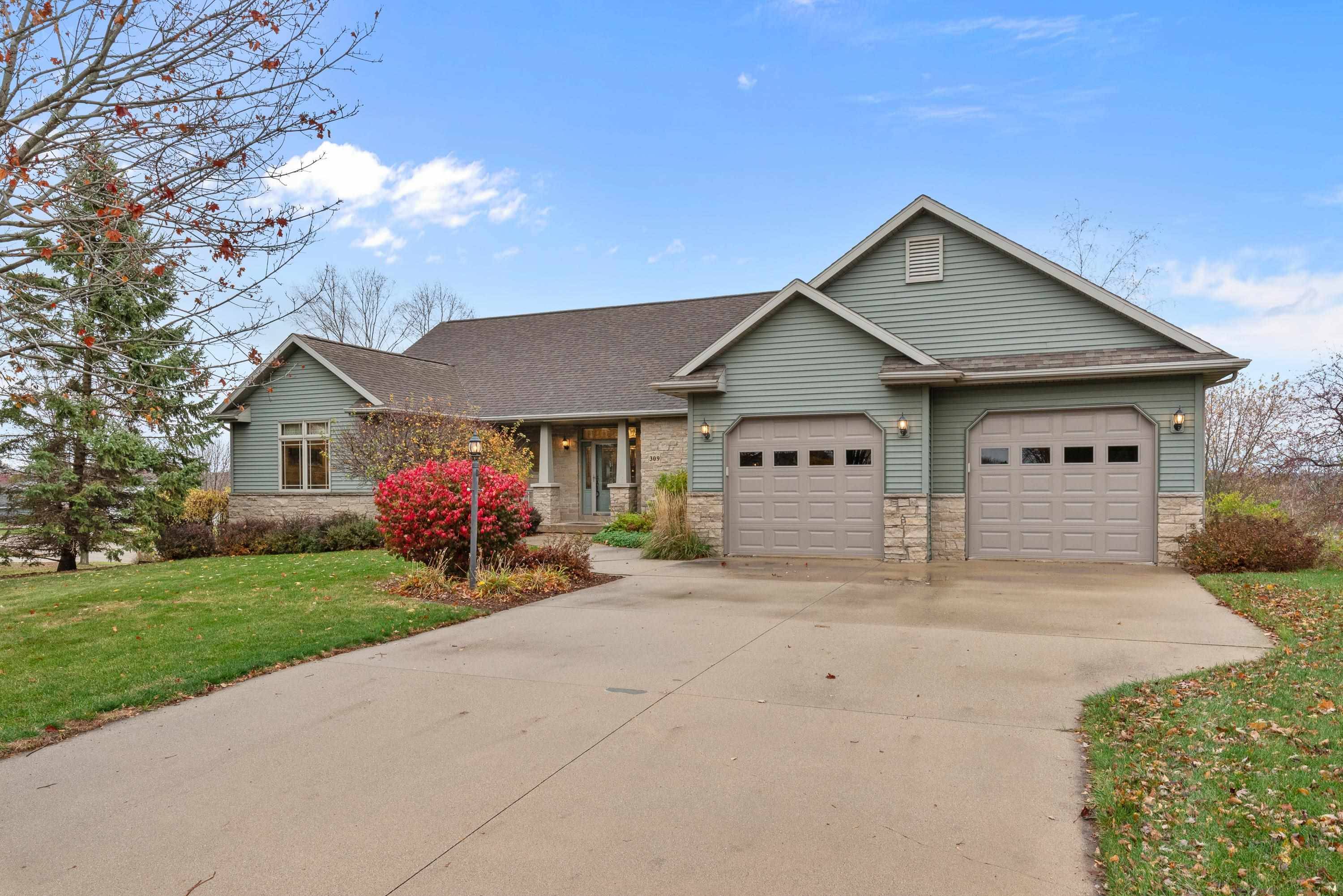 Beaver Dam, WI 53916,309 Emily Lane